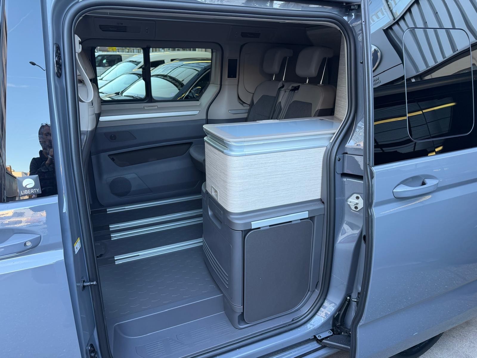 VW California eHybrid Ocean Liberty 4Motion-image-5