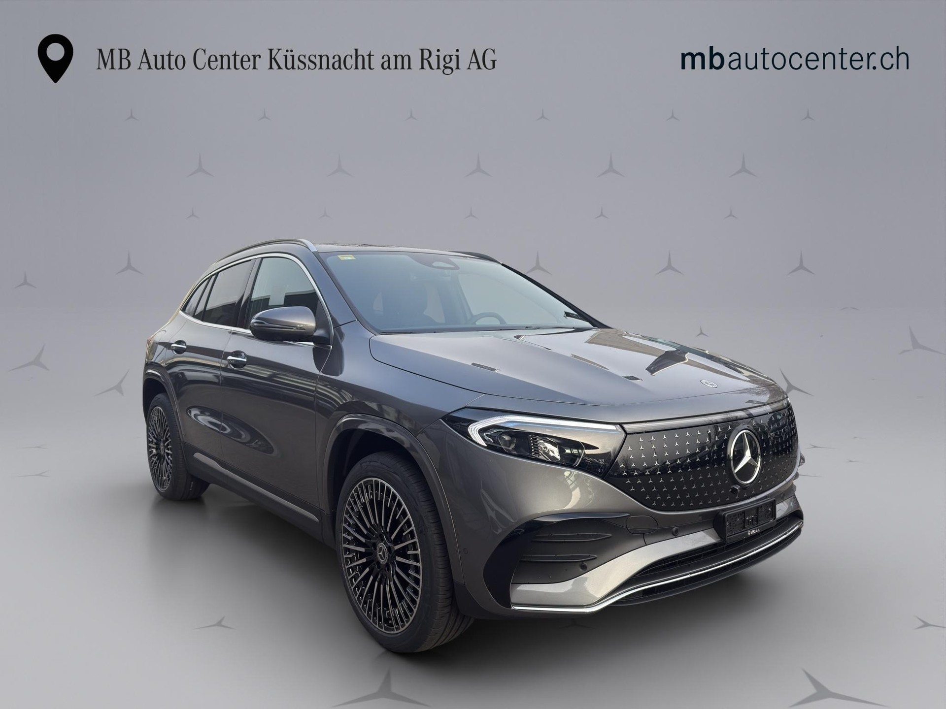 MERCEDES-BENZ EQA 300 AMG Line 4matic-image-7