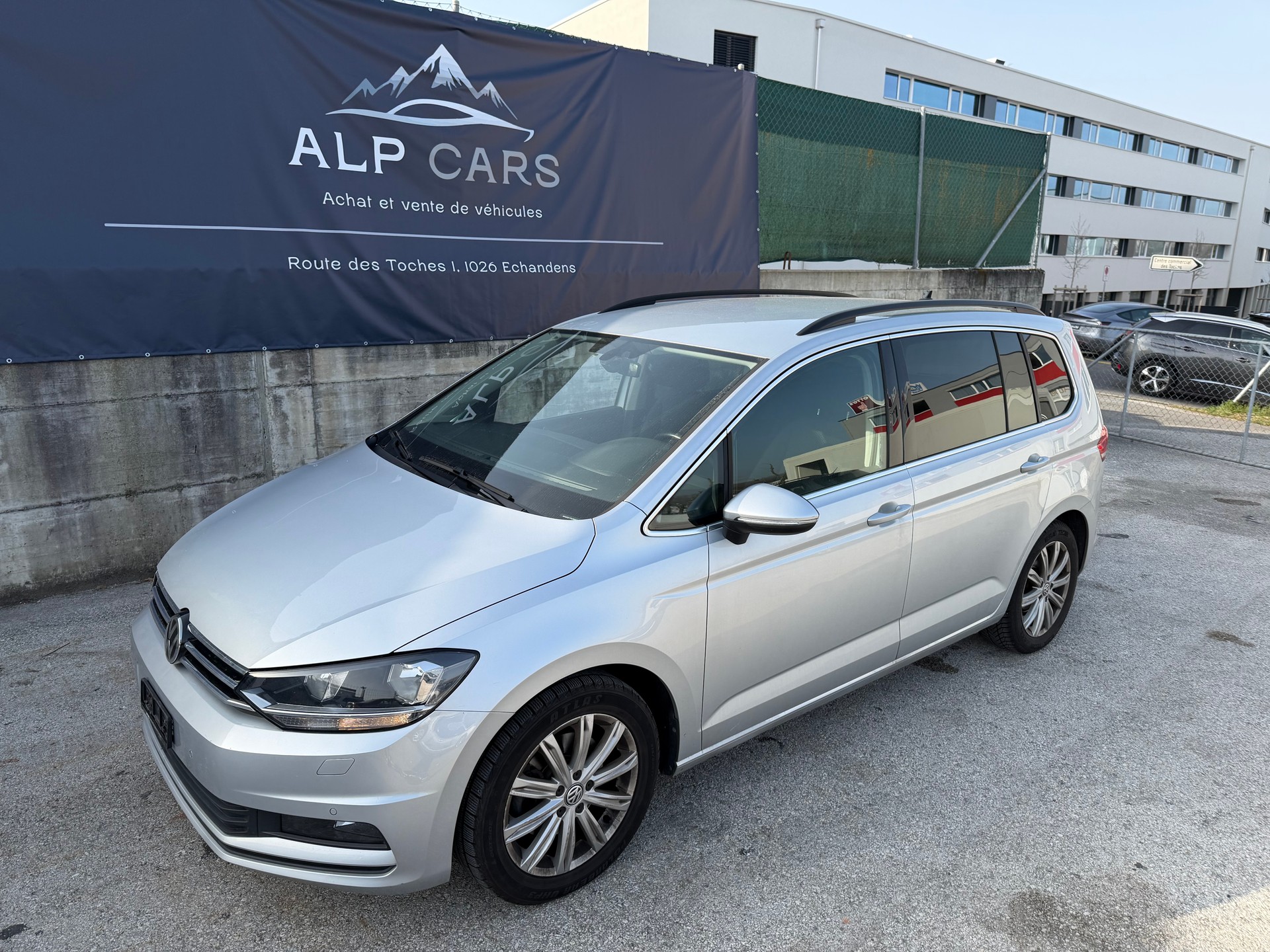 VW Touran 2.0 TDI Comfortline DSG-image-10