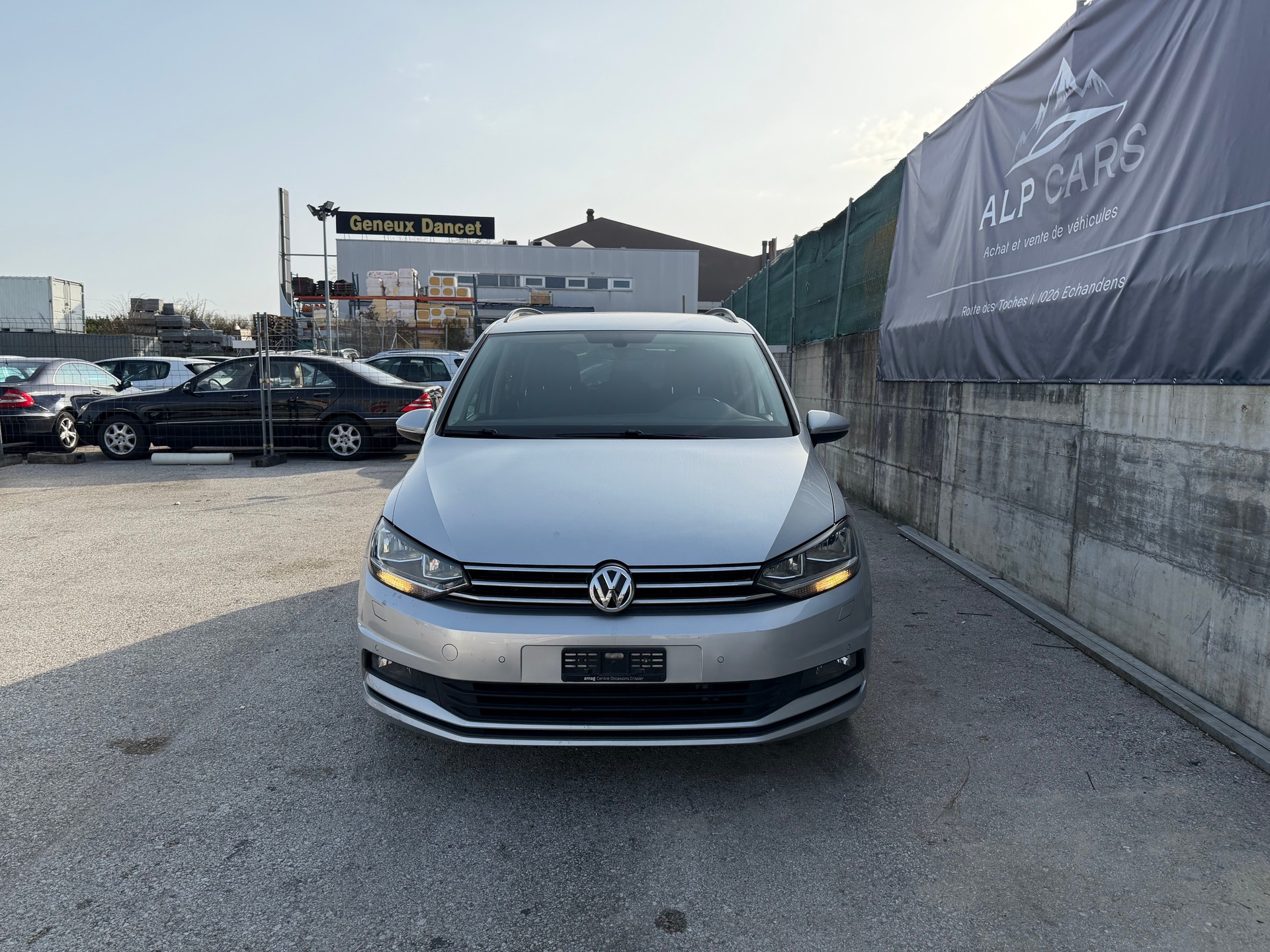 VW Touran 2.0 TDI Comfortline DSG-image-2