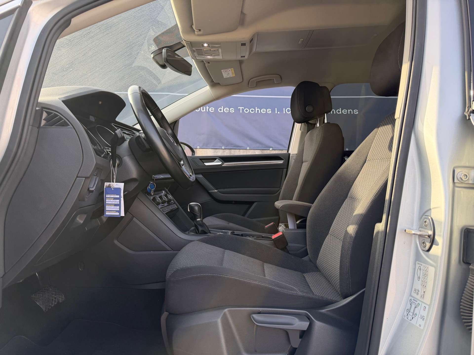 VW Touran 2.0 TDI Comfortline DSG-image-4
