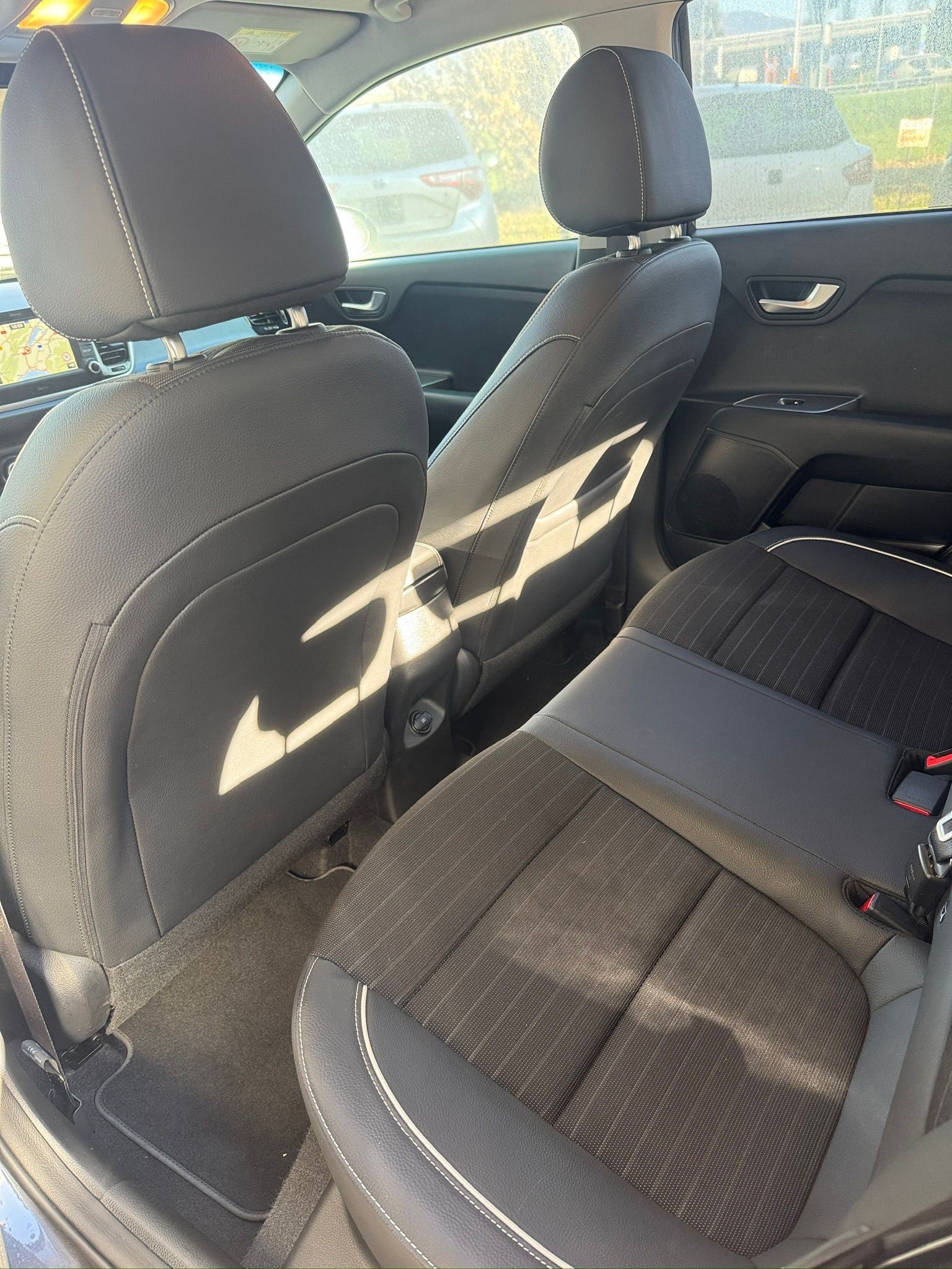 KIA Rio 1.0 T-GDi GT Line DCT-image-3