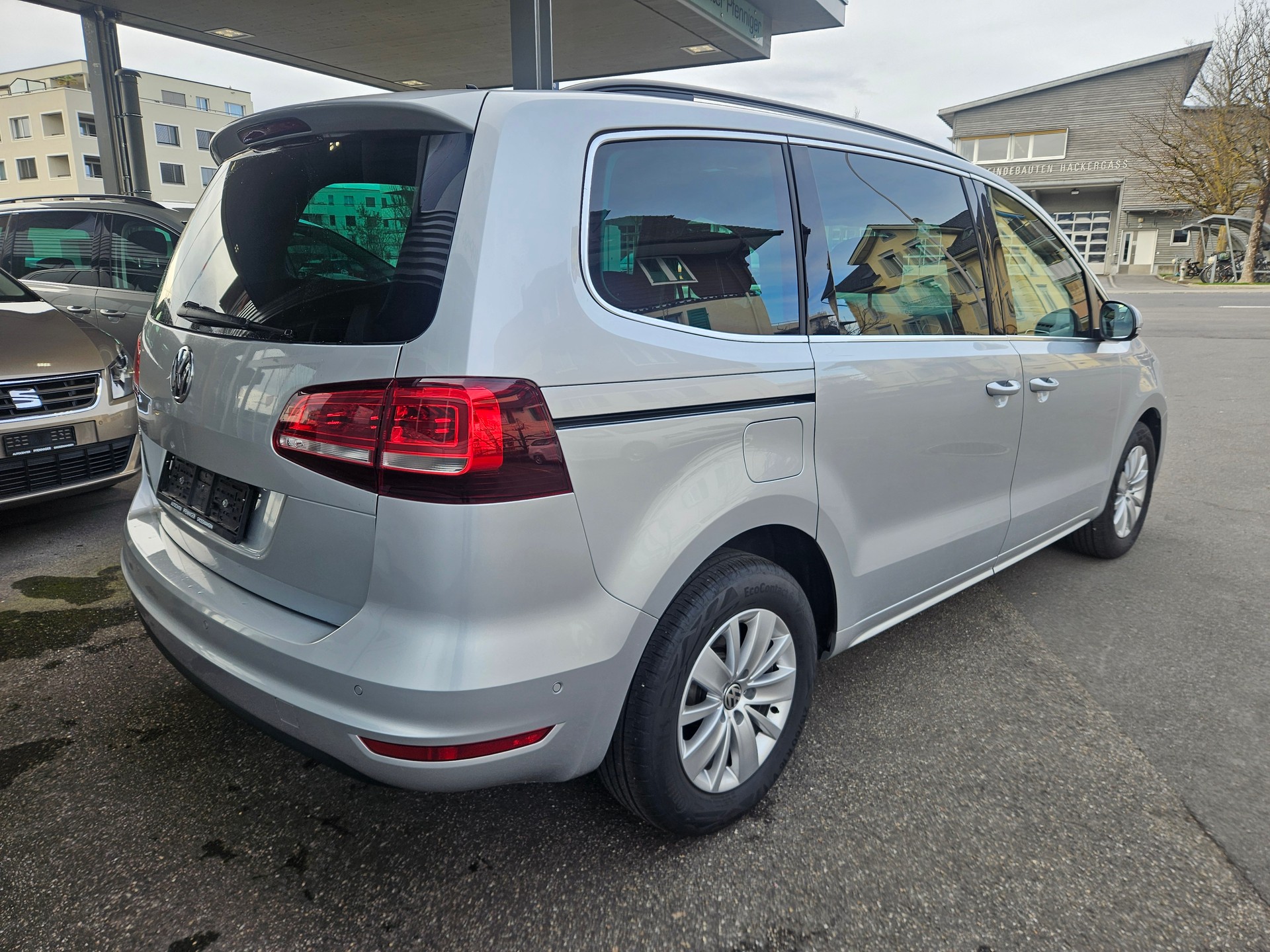 VW Sharan 1.4 TSI BlMT Comfortline DSG-image-1