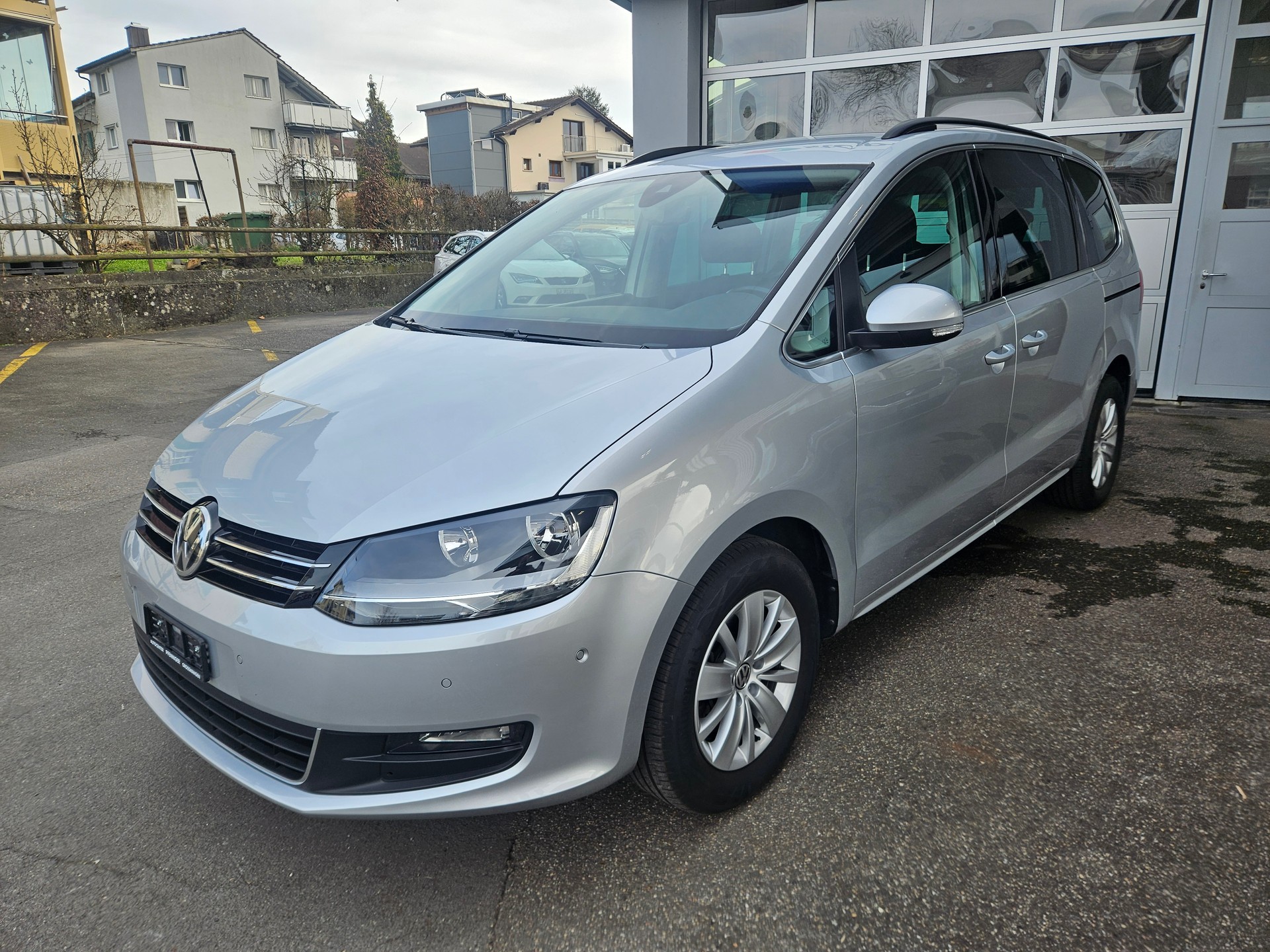 VW Sharan 1.4 TSI BlMT Comfortline DSG-image-3