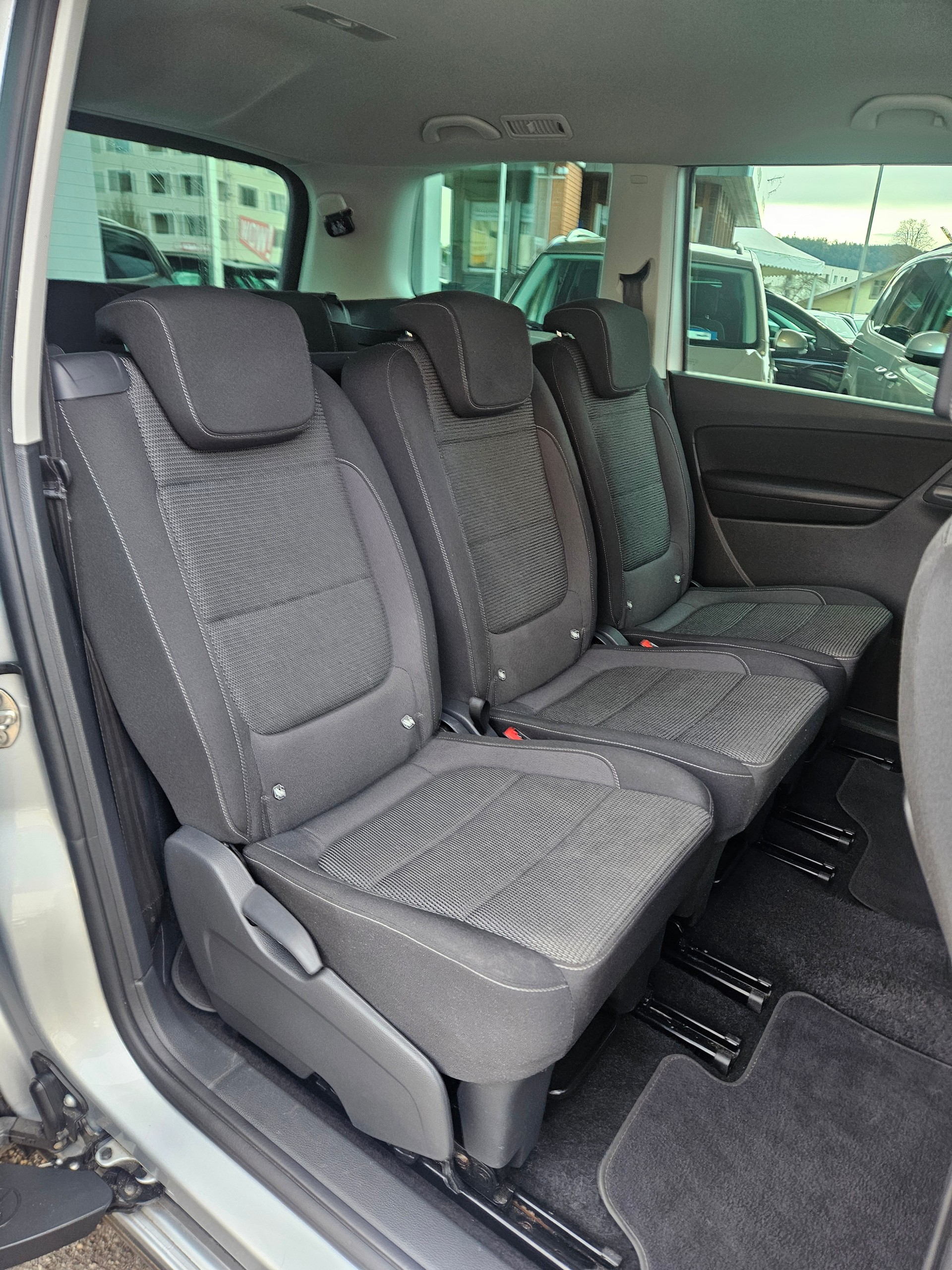 VW Sharan 1.4 TSI BlMT Comfortline DSG-image-8