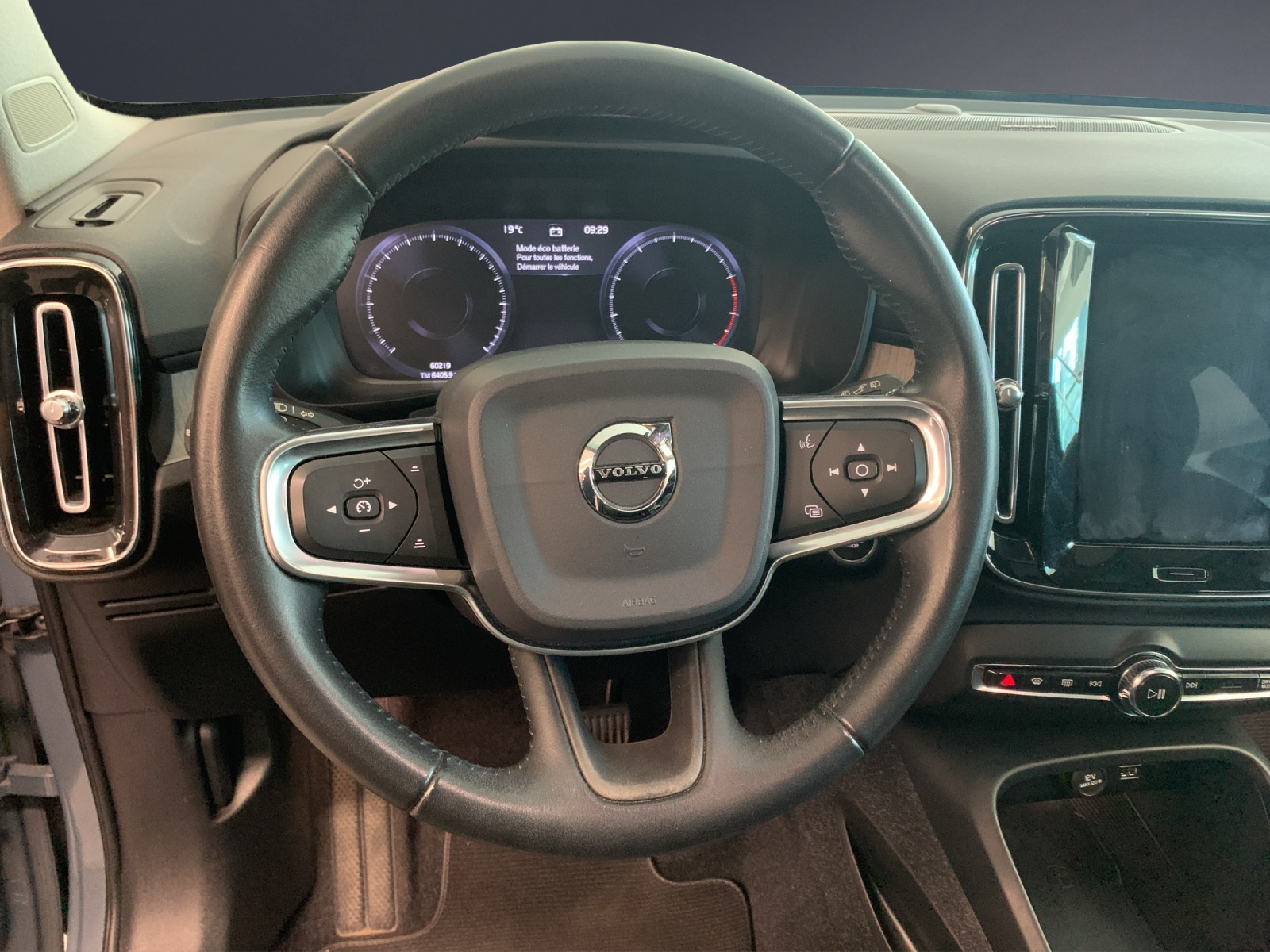 VOLVO XC40 T5 AWD Inscription-image-7