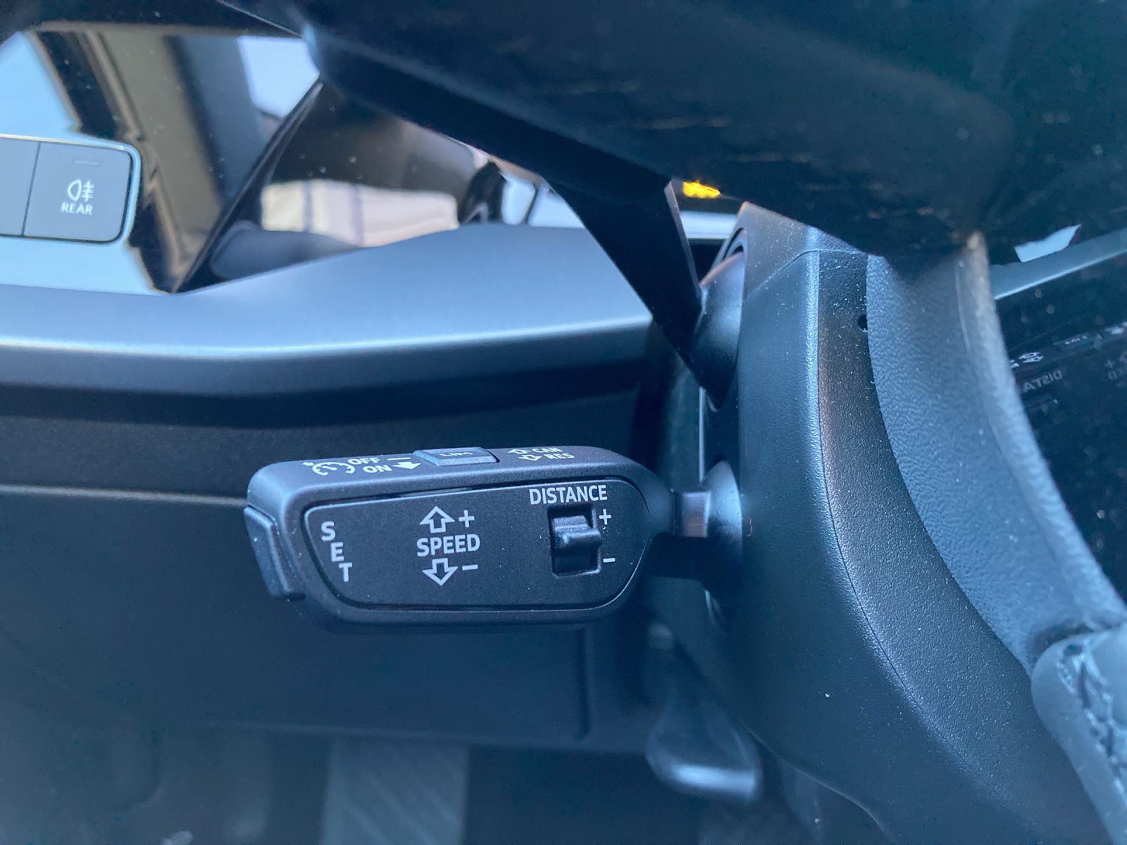 AUDI A3 allstreet 35 TFSI S-tronic-image-15