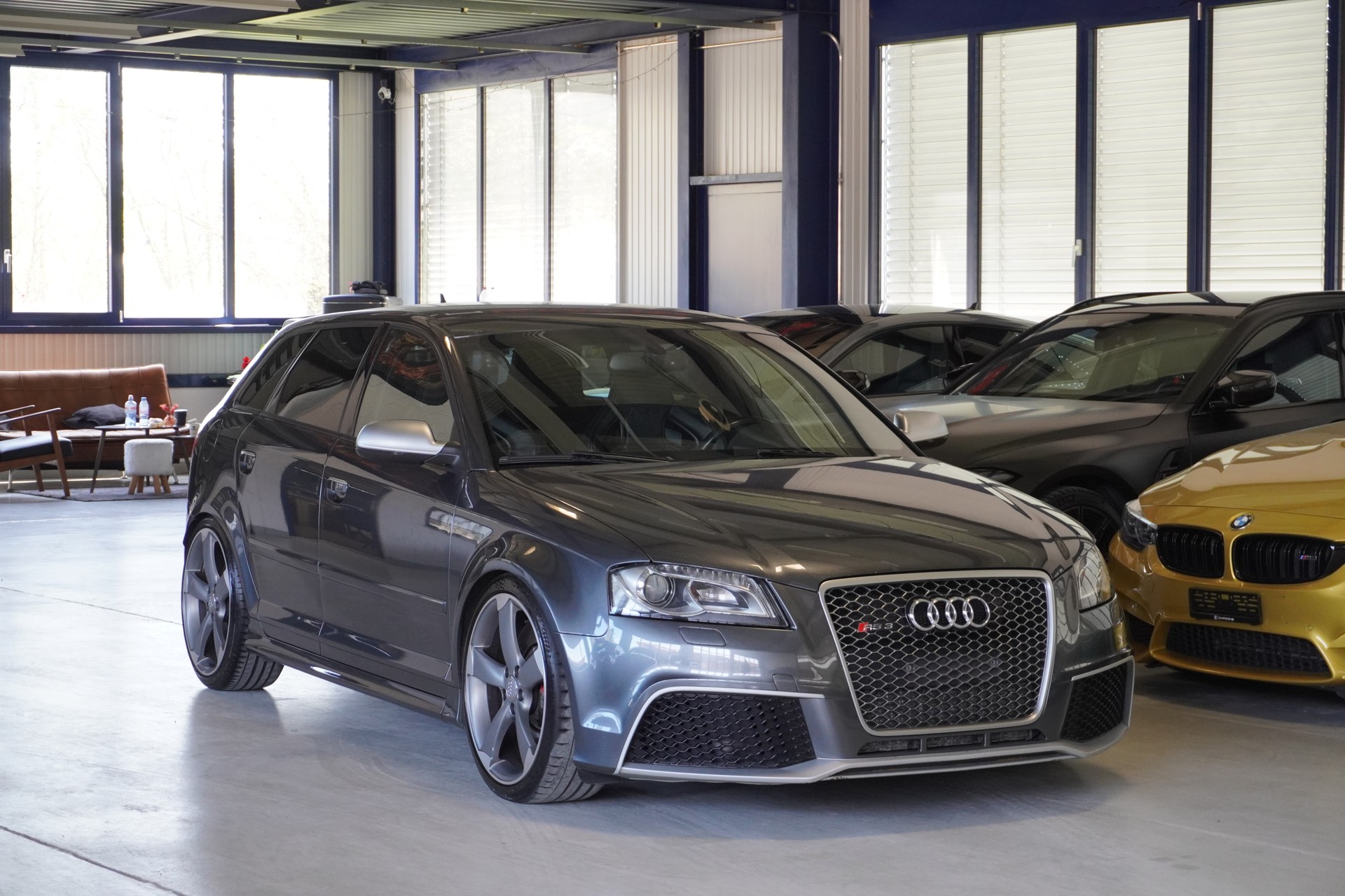 AUDI RS3 Sportback 2.5 TFSI quattro S-tronic-image-1