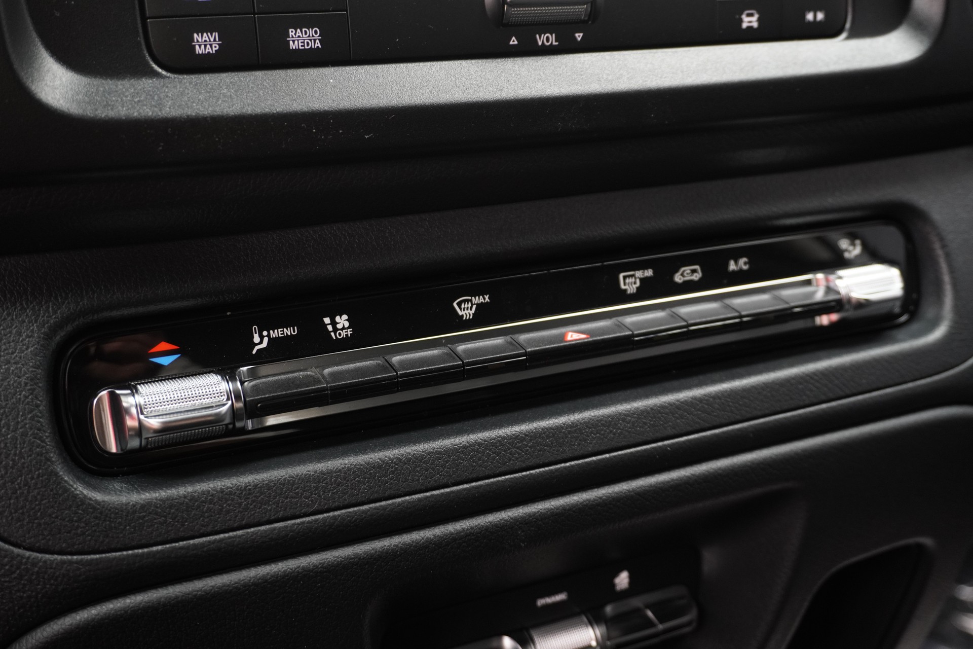 MERCEDES-BENZ Vito 114 KA PRO 3200mm L WORKER-image-8