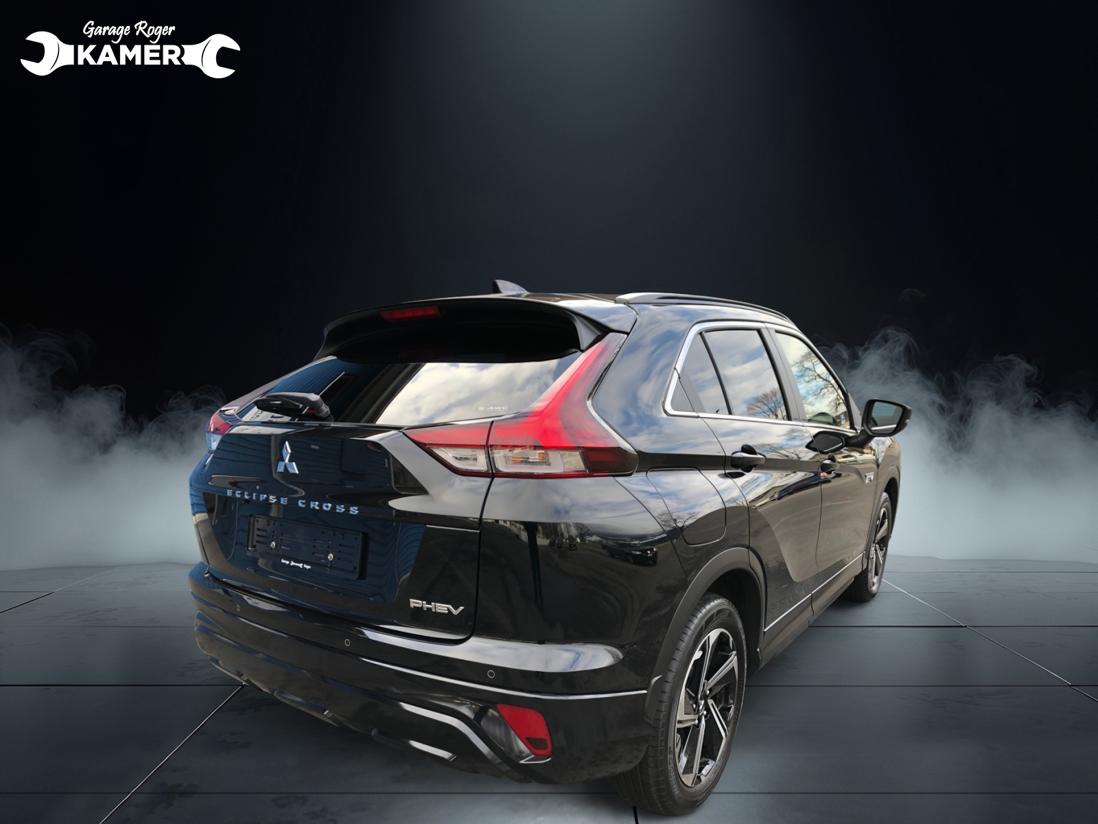 MITSUBISHI Eclipse Cross 2.4 PHEV Diamond 4WD-showroom-element-2