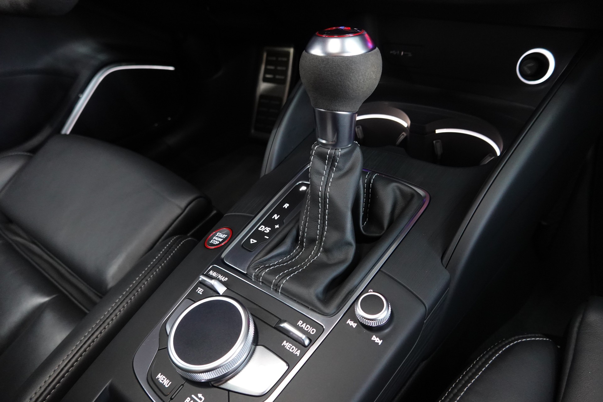 AUDI RS3 LIMOUSINE 2.5 TSI QUATTRO S-TRONIC CH-FZ SEDAN NO OPF ON TOP-image-40