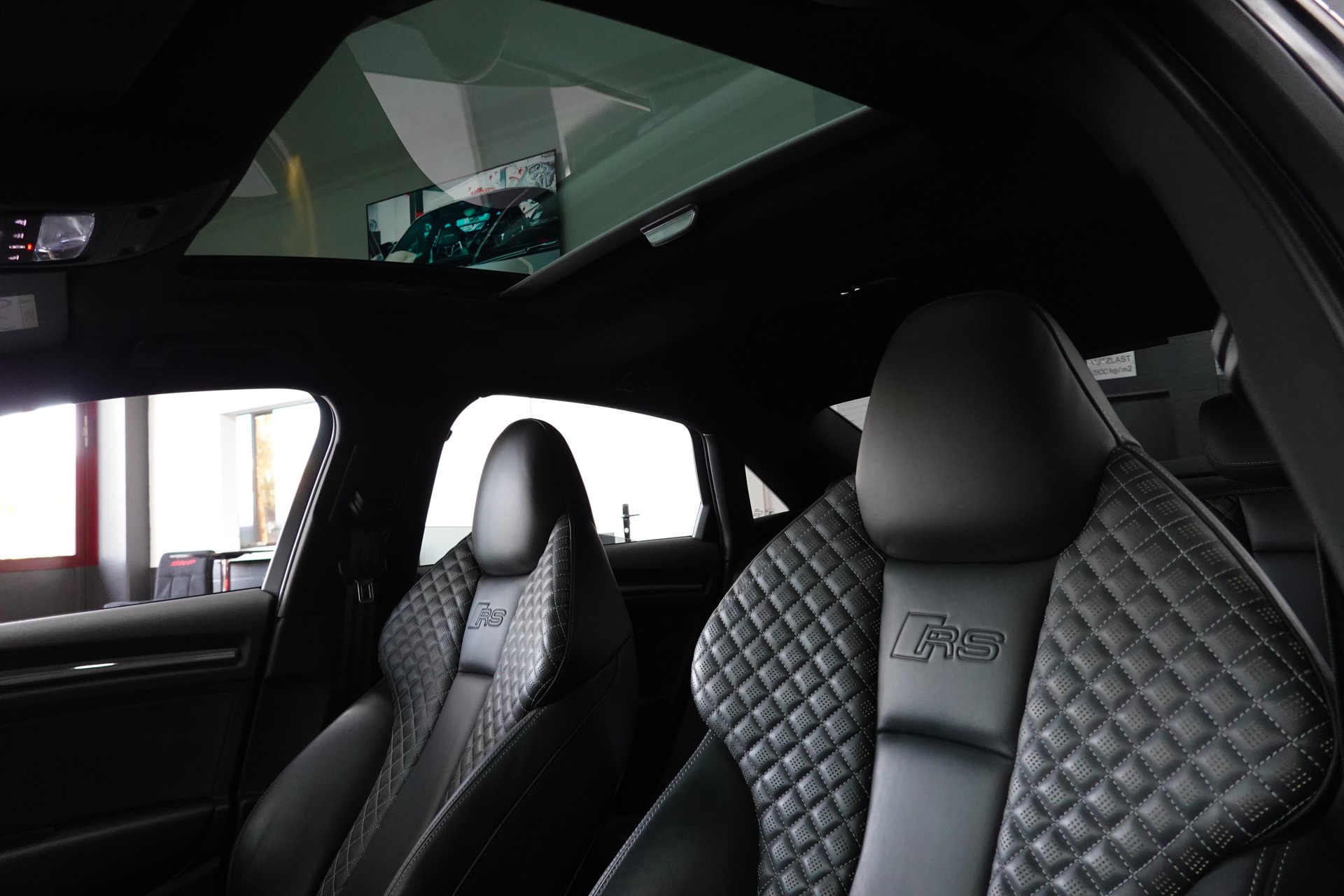 AUDI RS3 LIMOUSINE 2.5 TSI QUATTRO S-TRONIC CH-FZ SEDAN NO OPF ON TOP-image-31