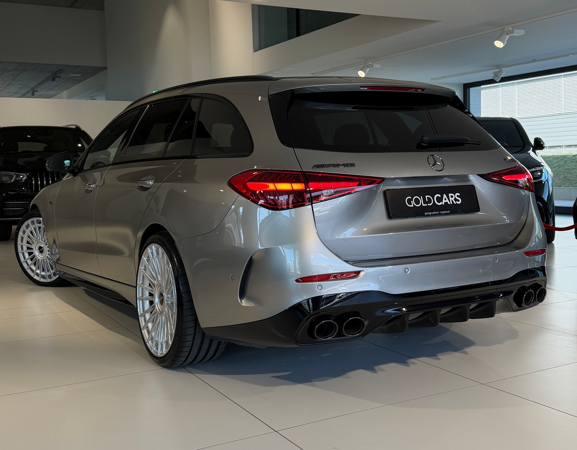 MERCEDES-BENZ C 43 T AMG 4Matic-image-5
