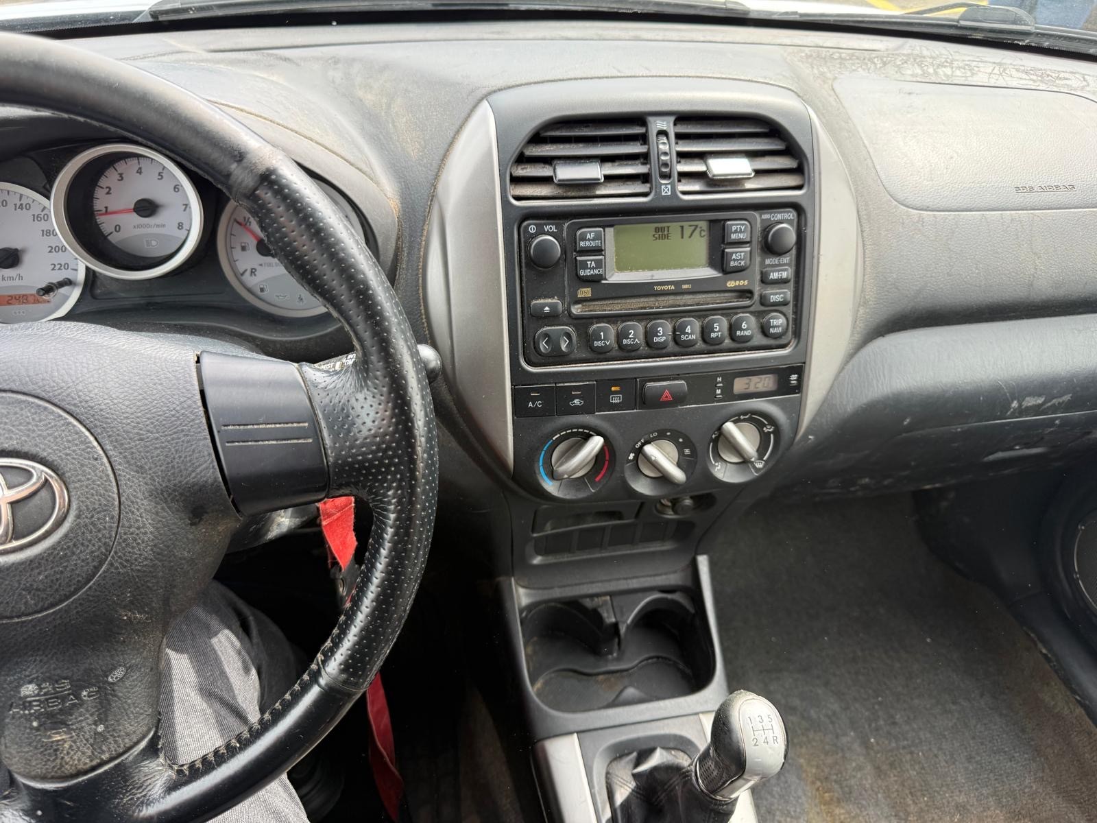 TOYOTA RAV-4 2.0 16V Mountain-image-7