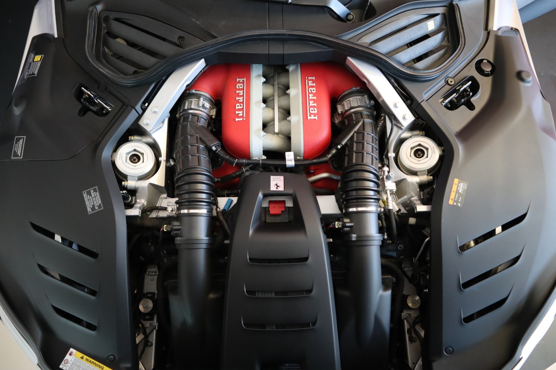 FERRARI Purosangue 6.5 V12-image-23