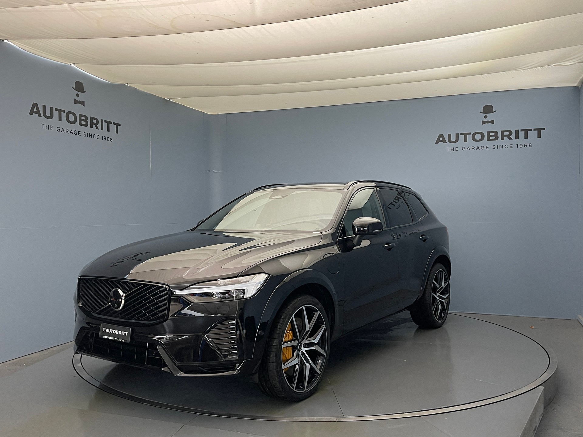 VOLVO XC60 2.0 T8 TE Polestar eAWD-image-0