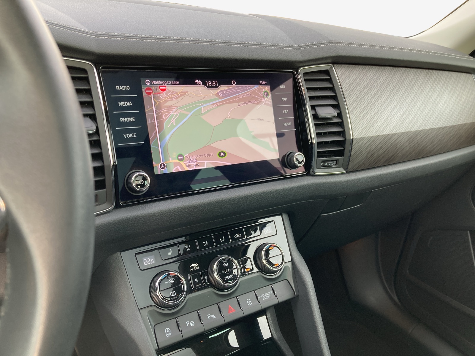 SKODA Kodiaq 2.0 TDI CR Style 4x4 DSG-image-10