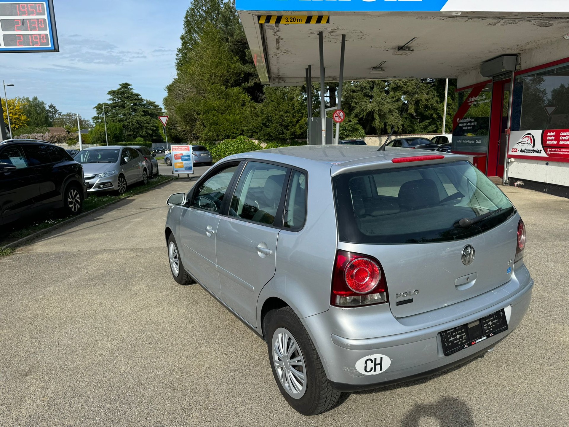 VW Polo 1.2 12V Trendline-image-9