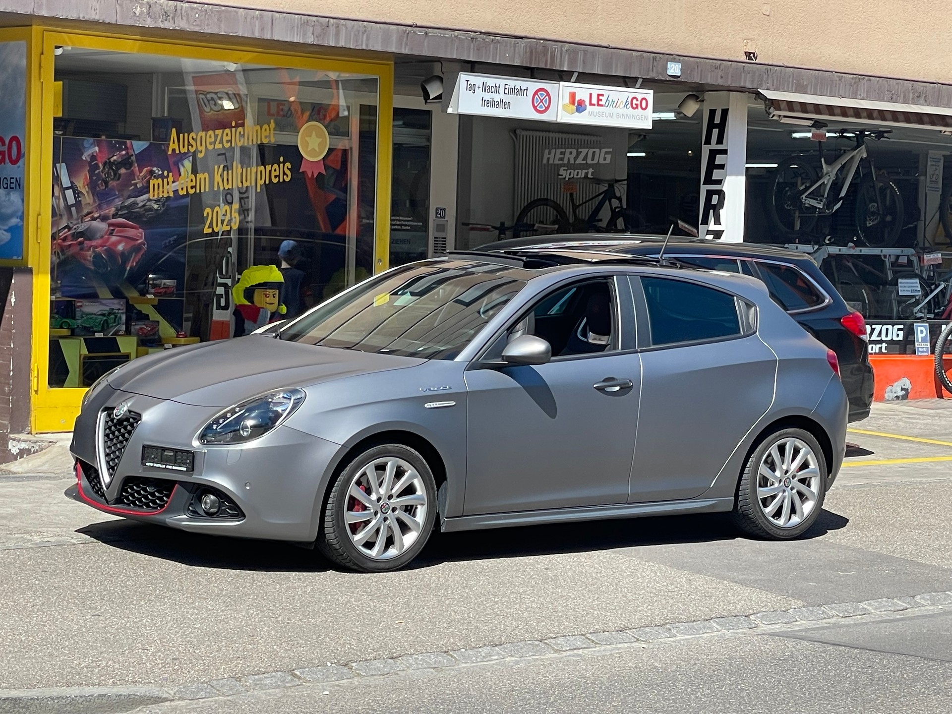 ALFA ROMEO Giulietta 1750 TBi Veloce TCT, Frisch ab MFK 05.2026-showroom-element-2