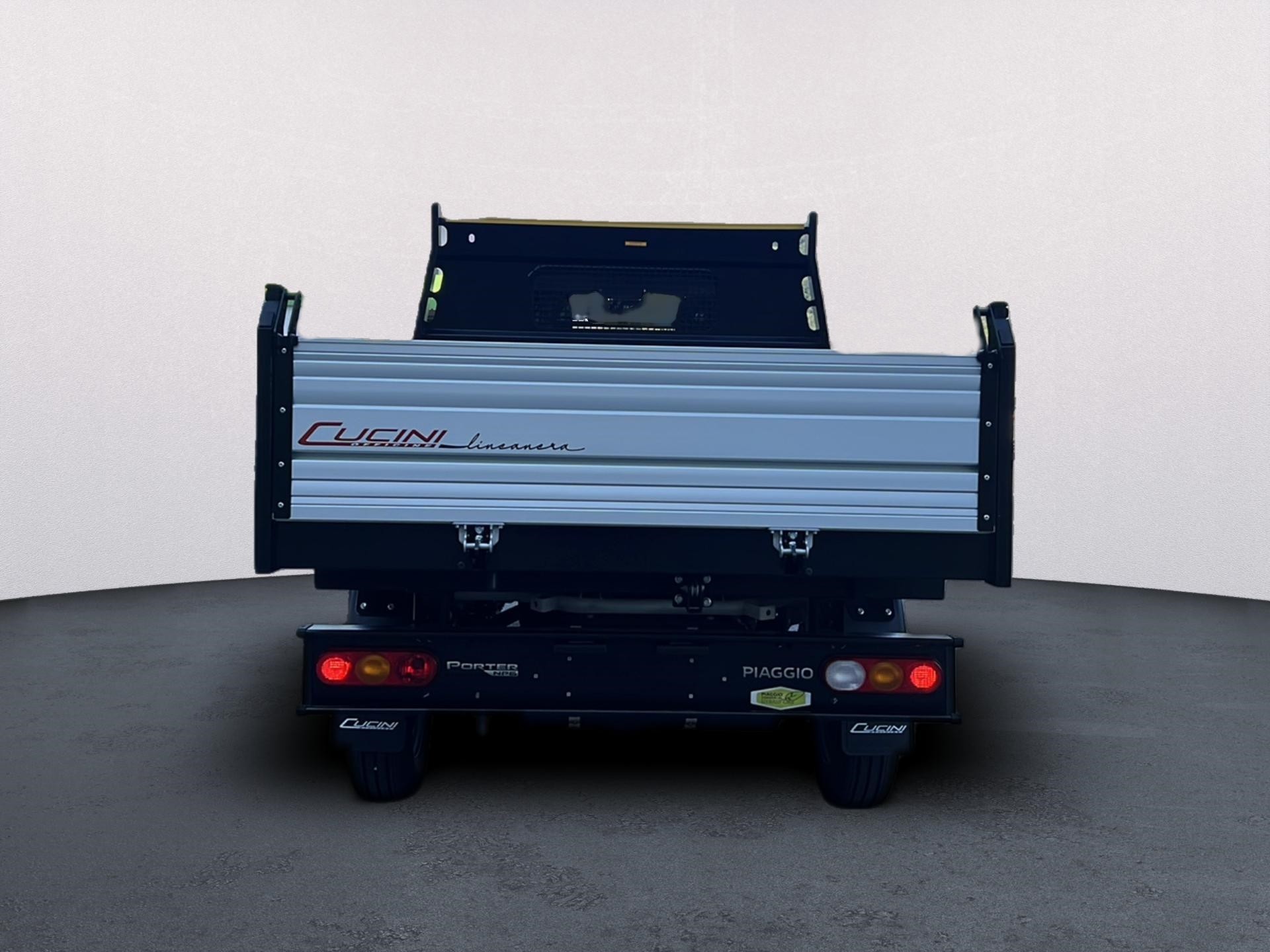 PIAGGIO Porter Kipper 1.5 CNG Pro Short Range-image-4