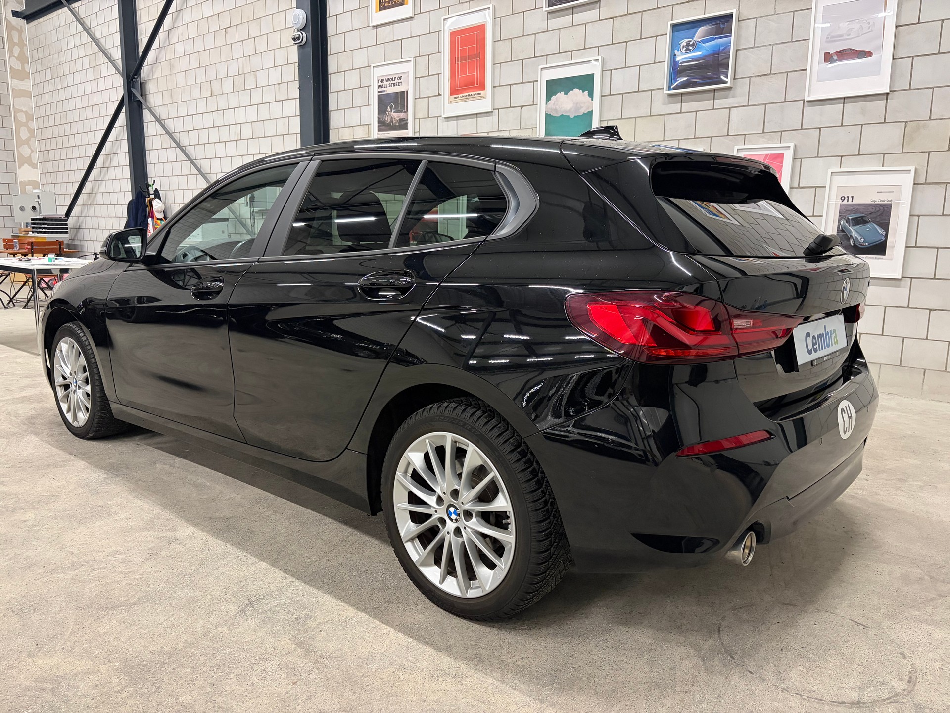 BMW 118i Steptronic-image-2