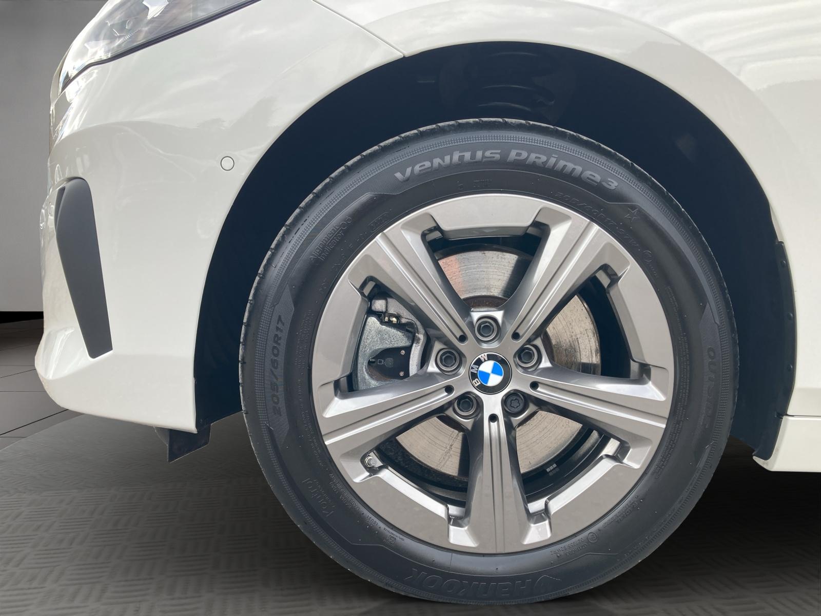 BMW 223d xDrive Active Tourer-image-16