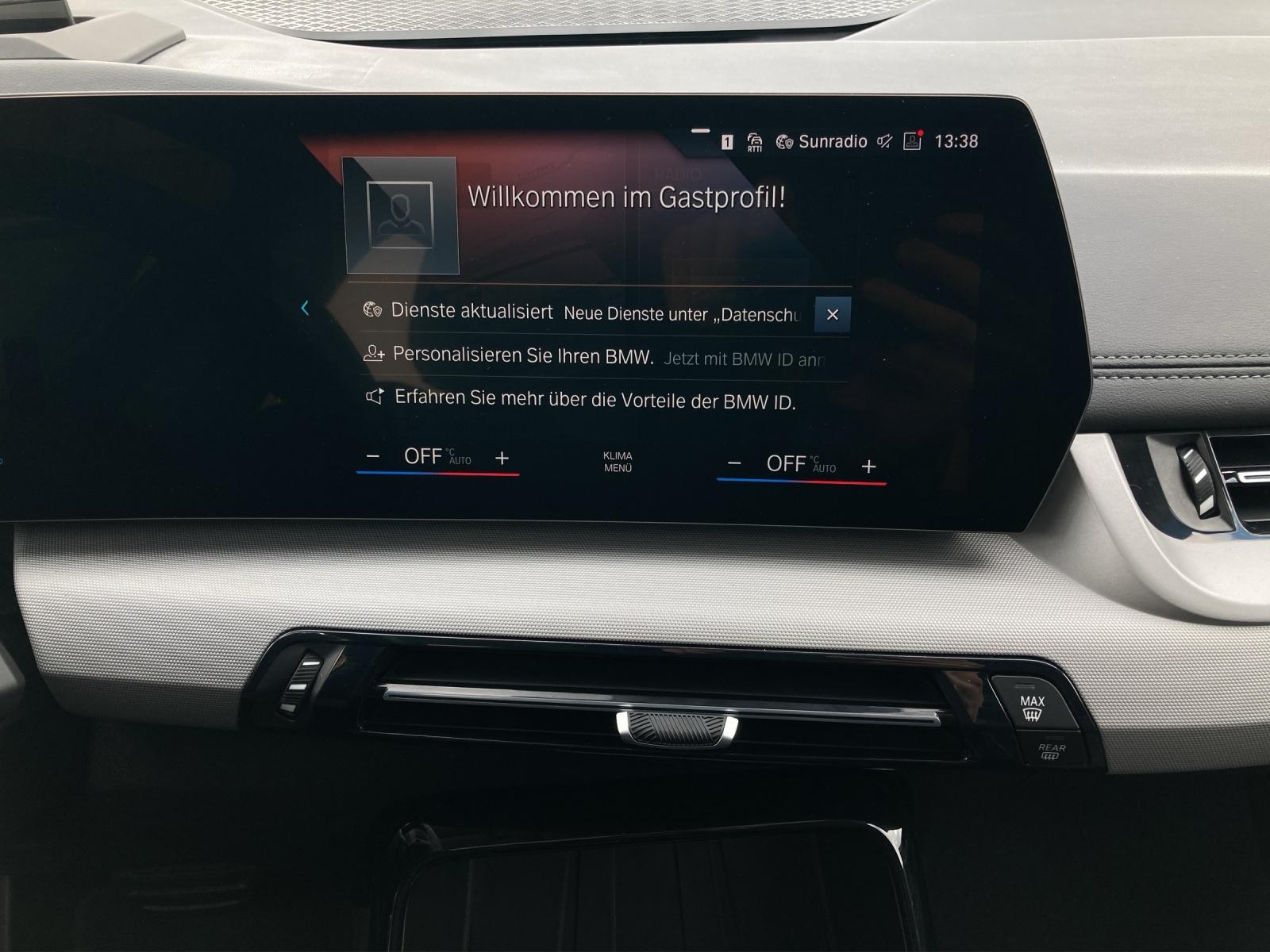 BMW 223d xDrive Active Tourer-image-9