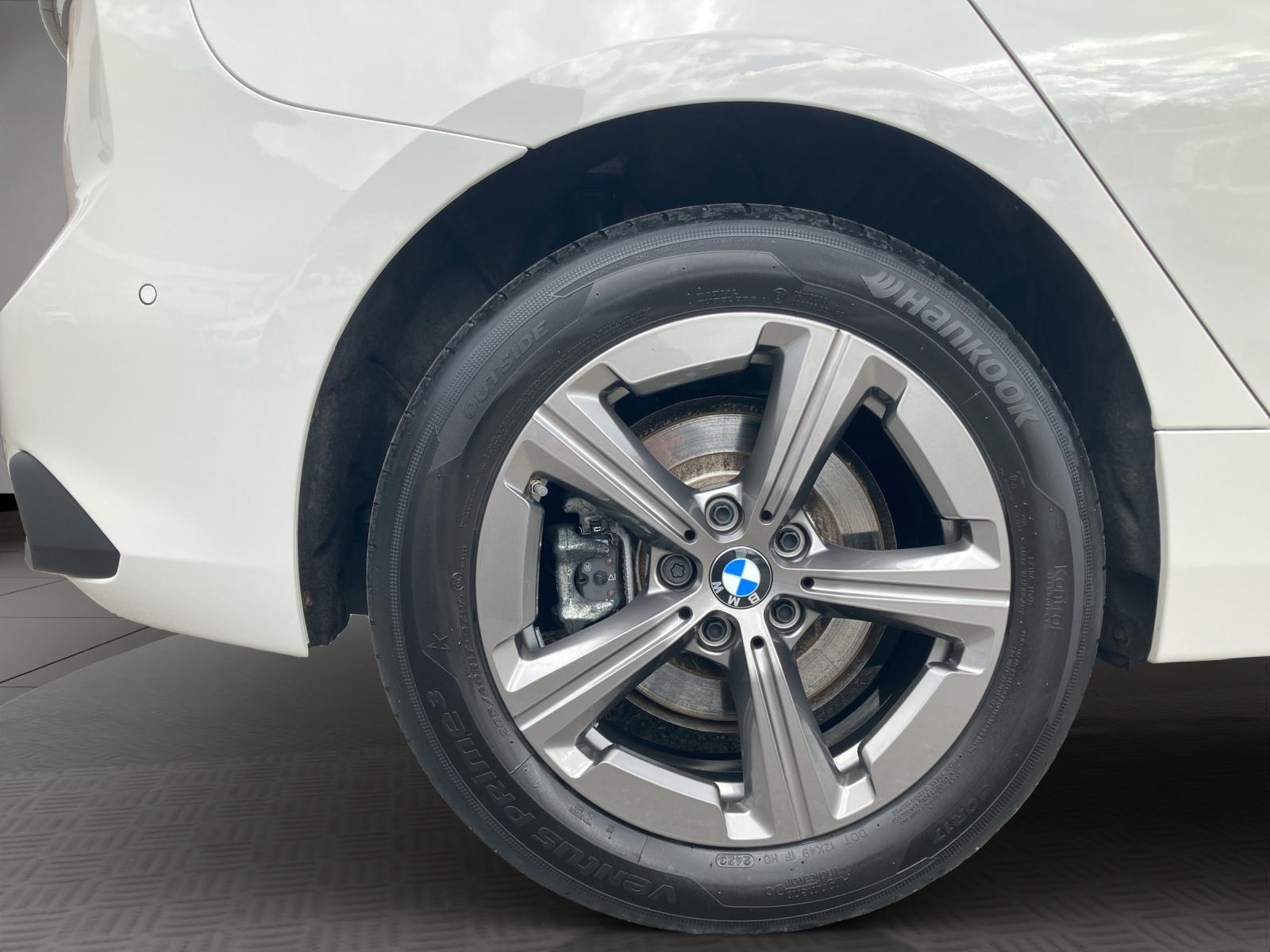 BMW 223d xDrive Active Tourer-image-19