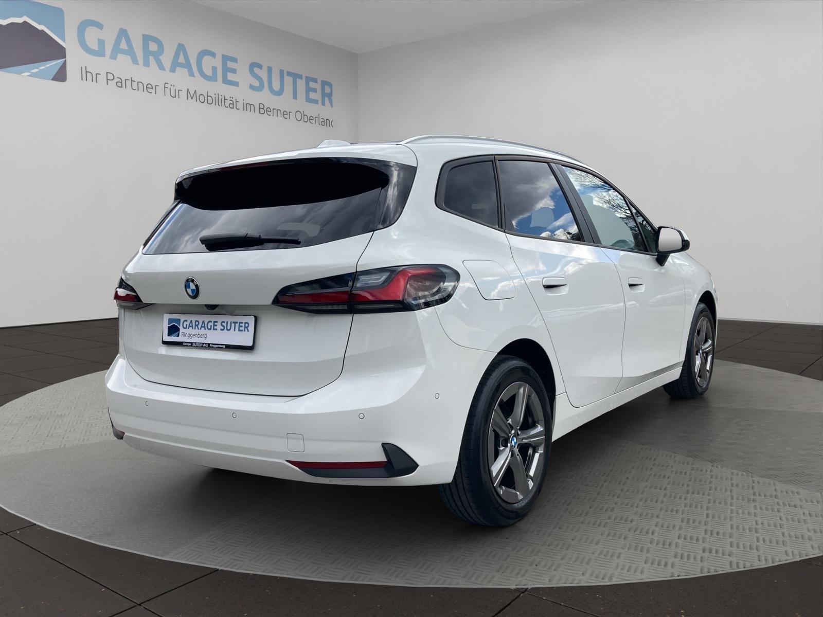 BMW 223d xDrive Active Tourer-image-4
