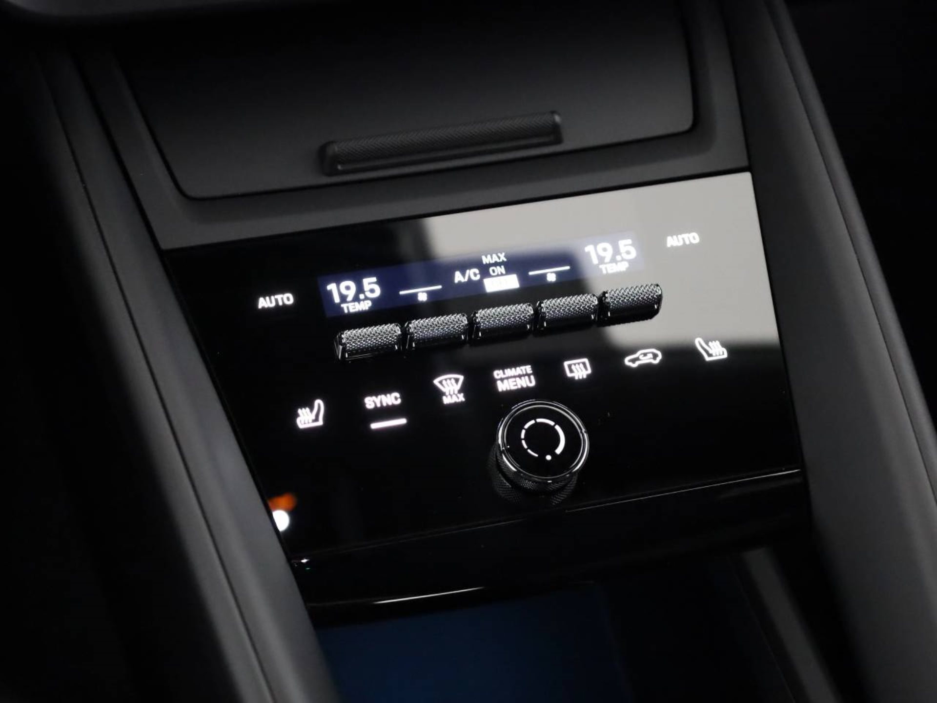 PORSCHE Macan 4-image-25