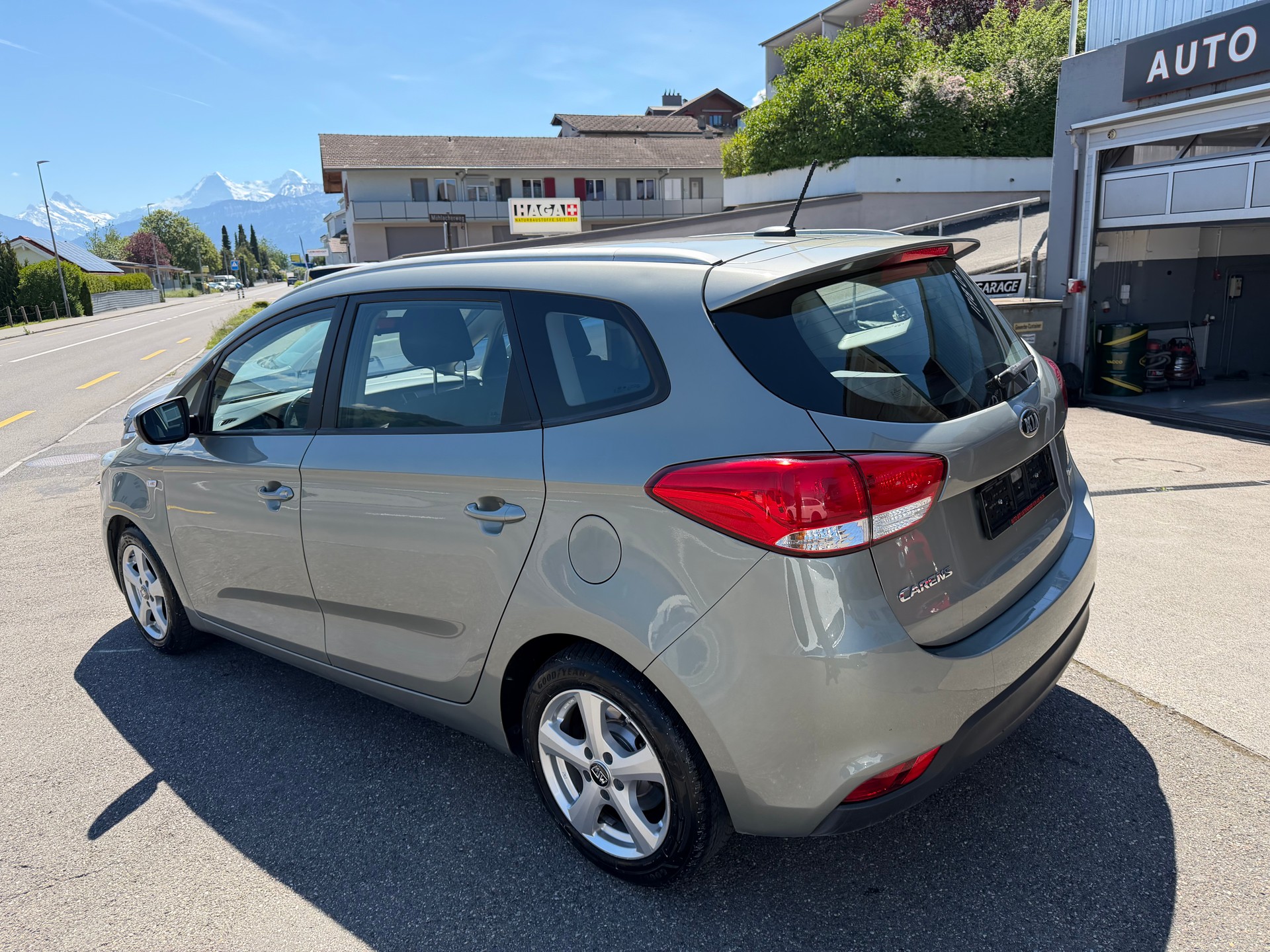 KIA Carens 1.6 GDI Trend-image-3