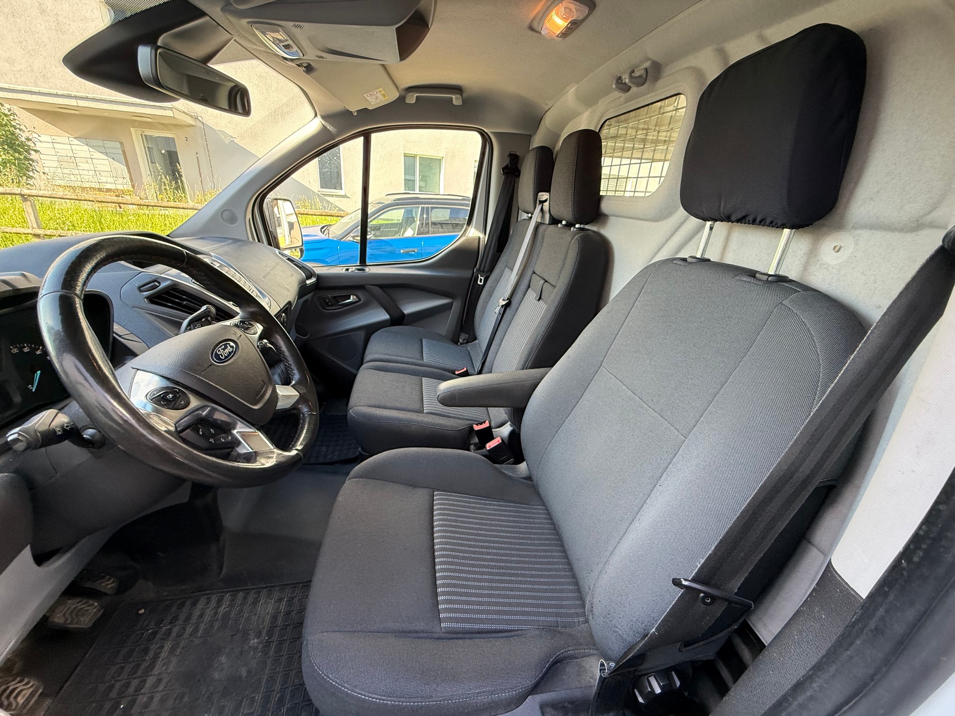 FORD Transit Custom Van 290 L1H1 Trend-image-7