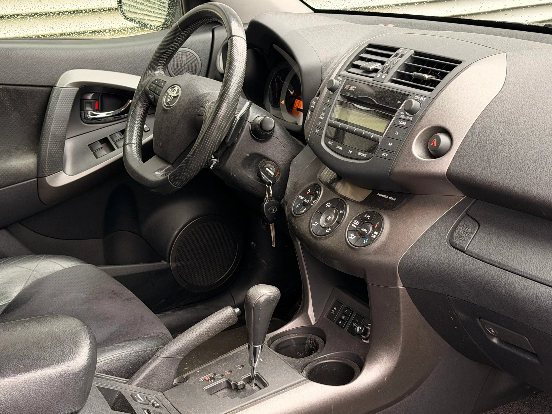 TOYOTA RAV-4 2.0 16V Linea Sol Multidrive-image-4