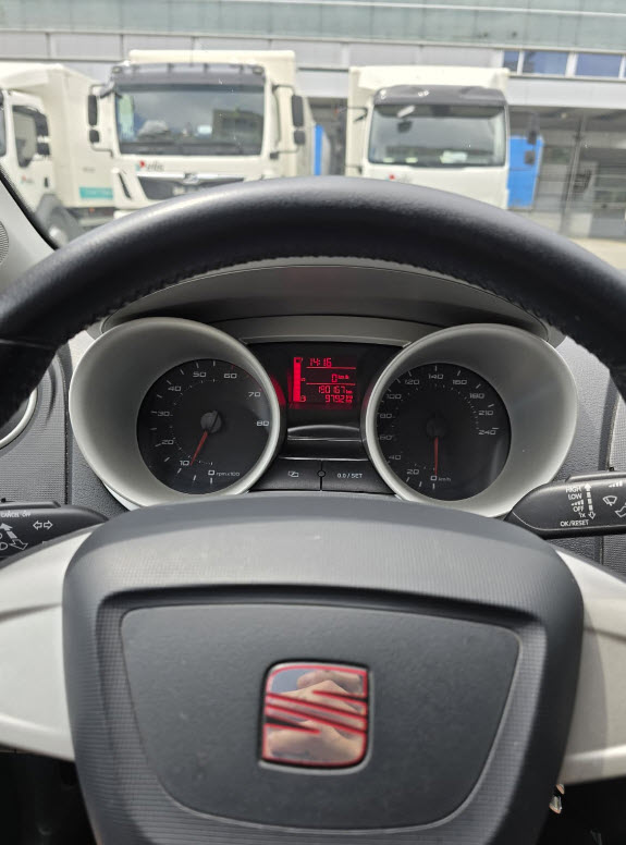 SEAT Ibiza 1.2 TSI Sport-image-11