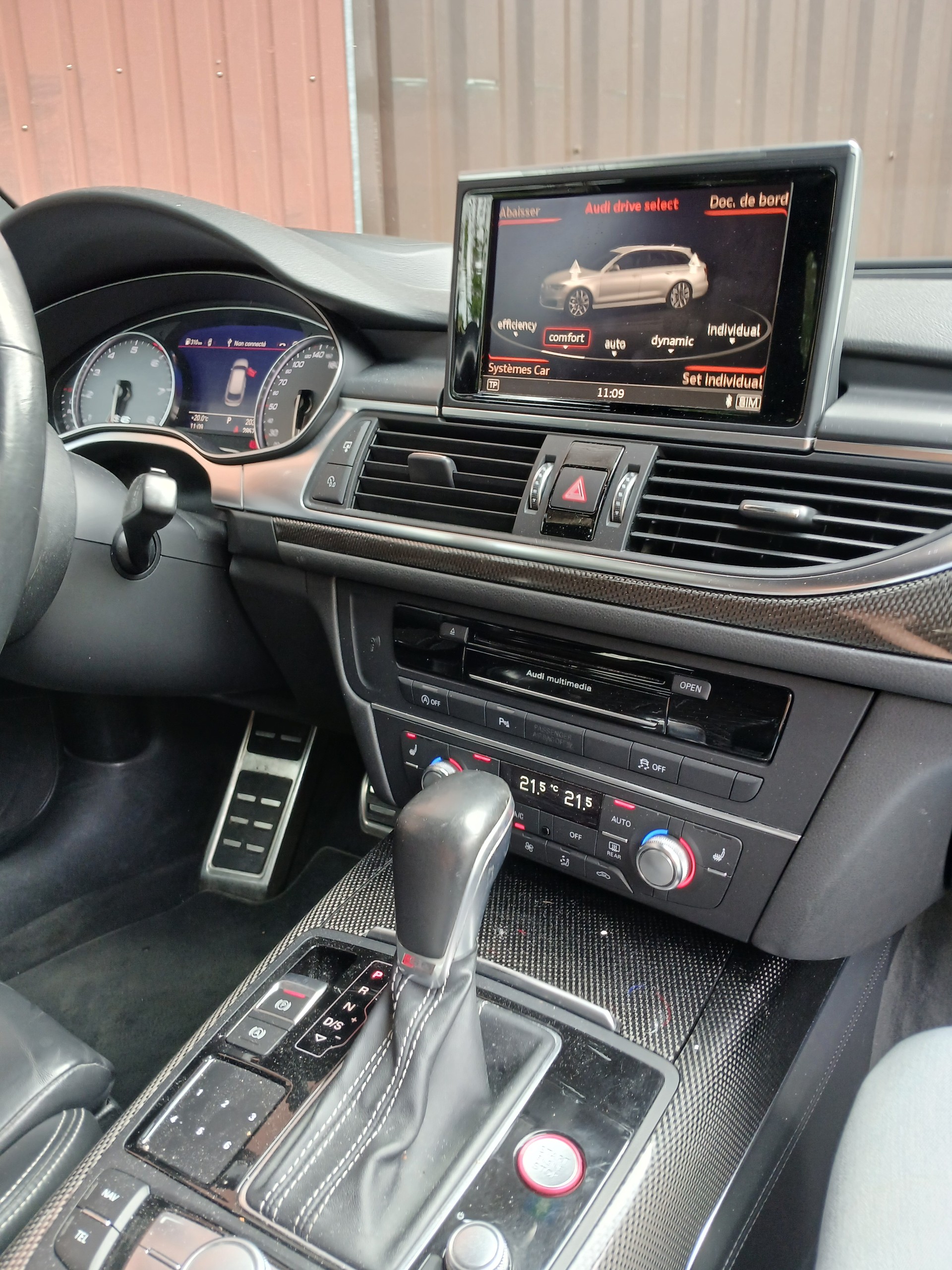 AUDI S6 Avant 4.0 TFSI V8 quattro S-tronic-image-10