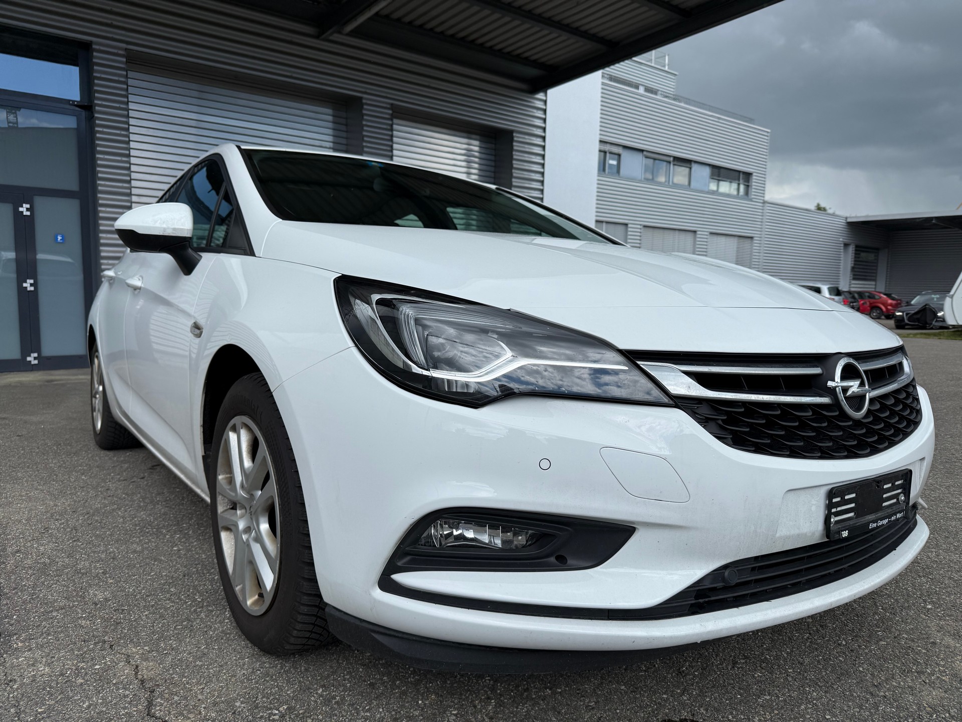 OPEL Astra 1.0i Turbo Dynamic Easytronic-image-2