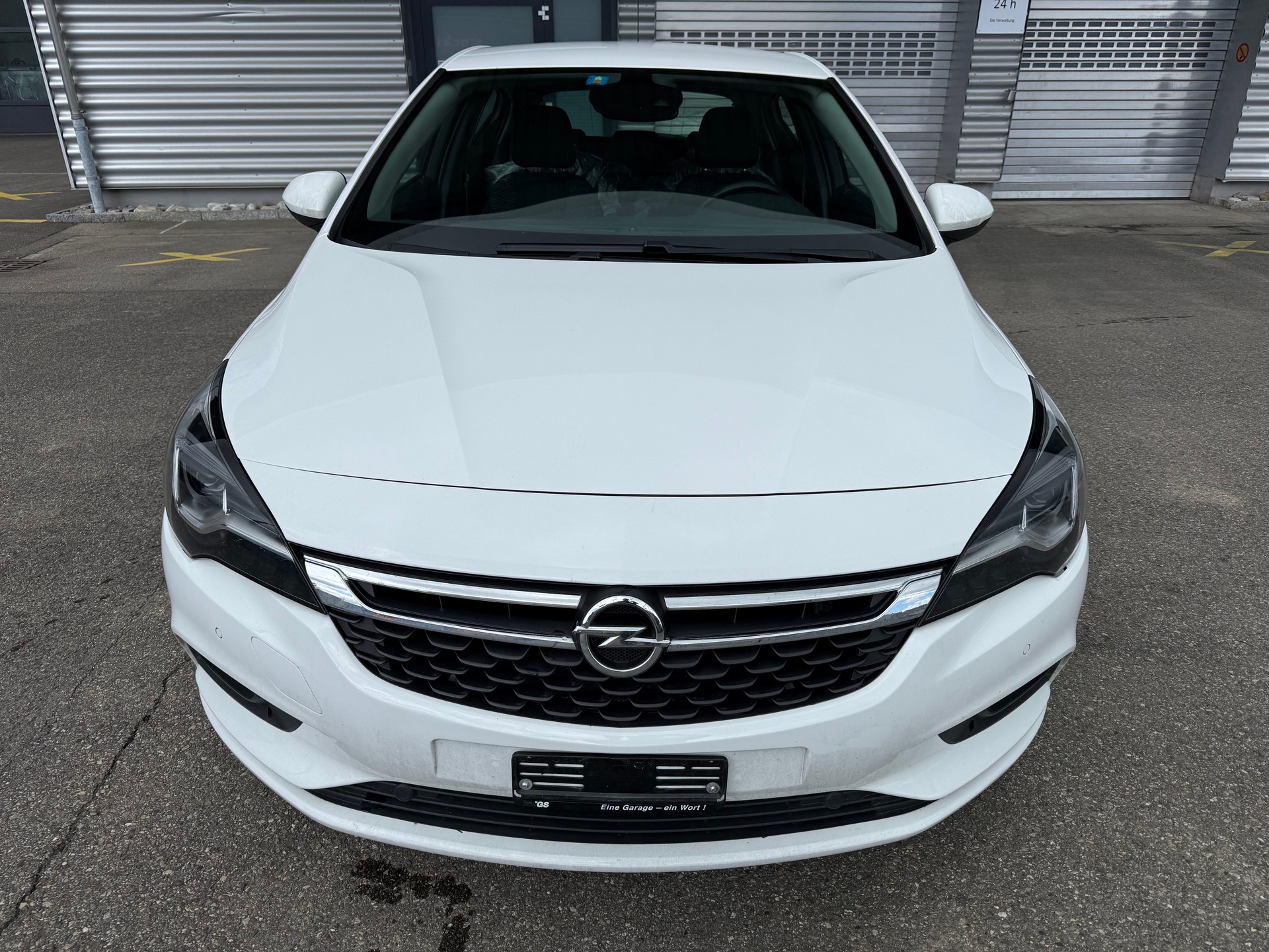 OPEL Astra 1.0i Turbo Dynamic Easytronic-image-1