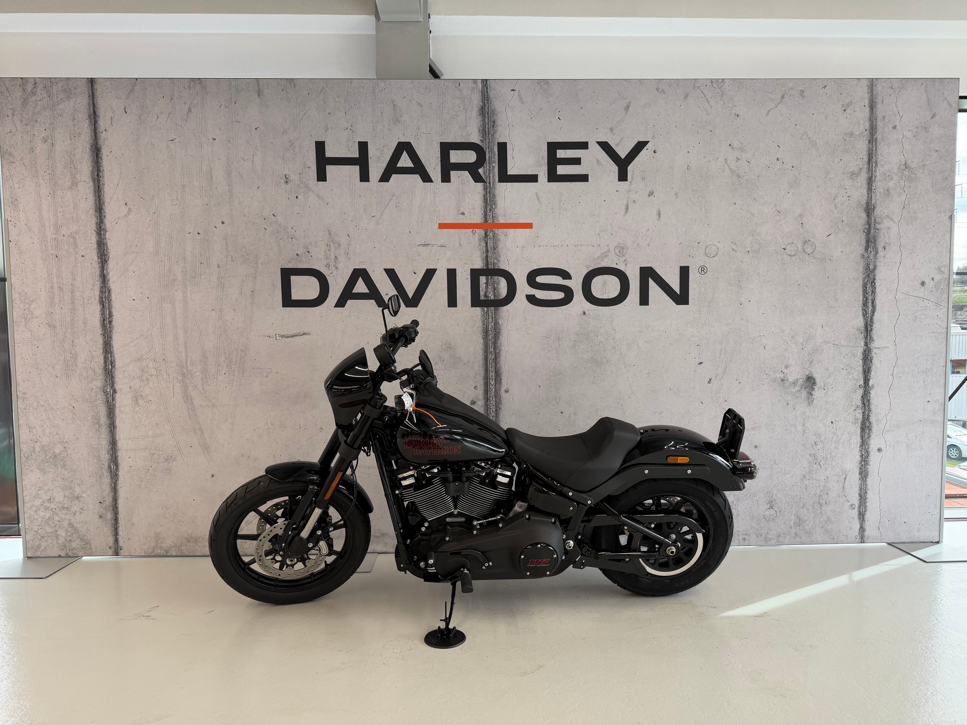 HARLEY-DAVIDSON FXLRS Low Rider S 117-showroom-element-3