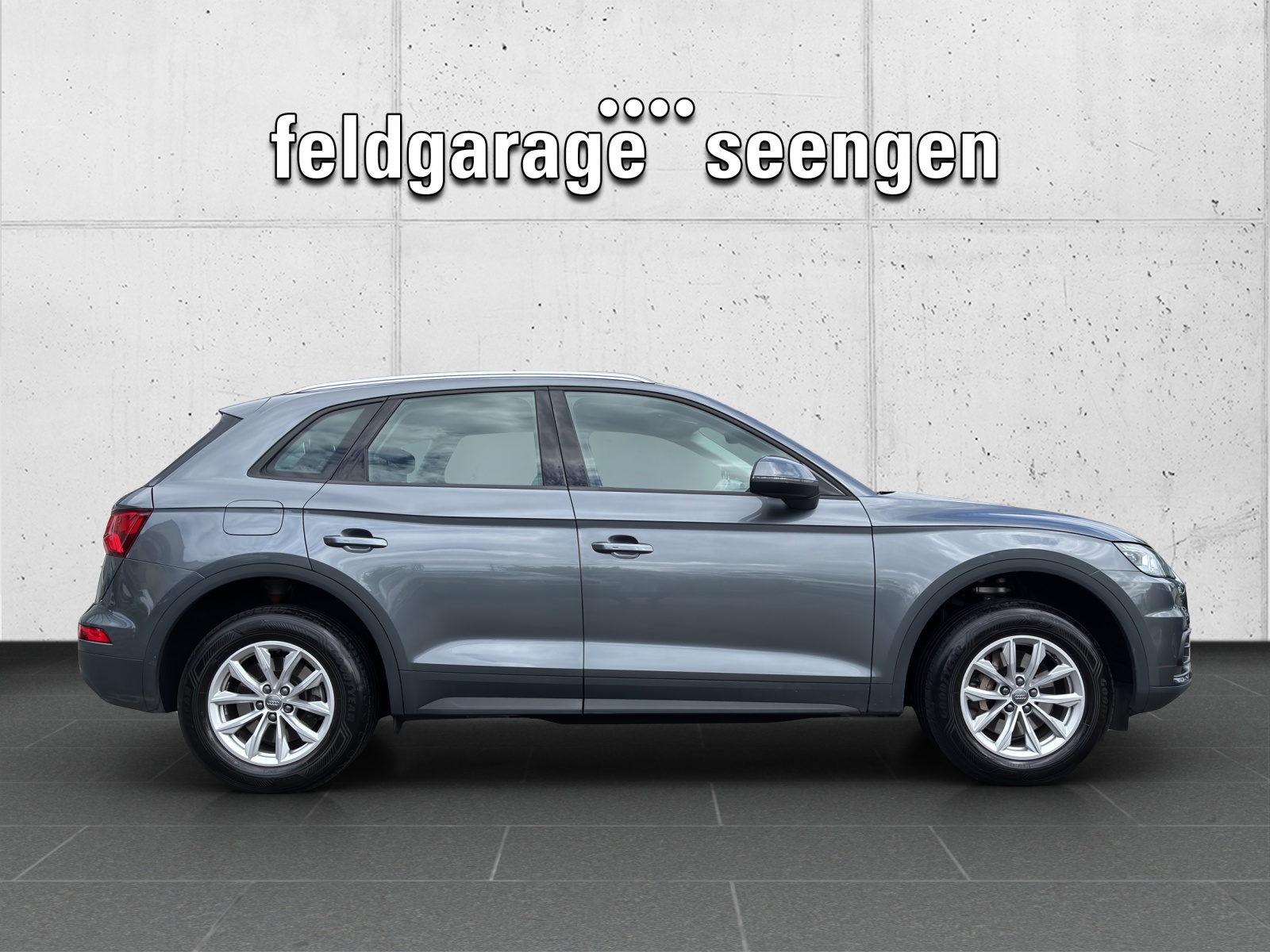 AUDI Q5 40 TDI quattro S-tronic mit AHK & Winterräder-image-3