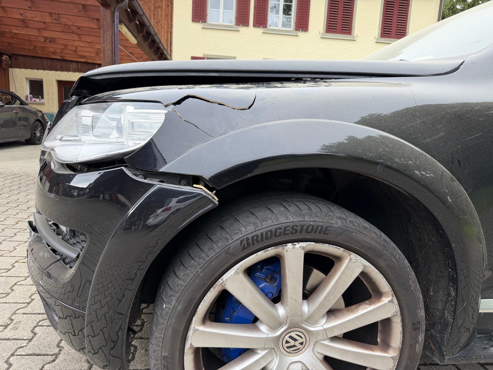 VW Touareg R50 V10 Automatic-image-9
