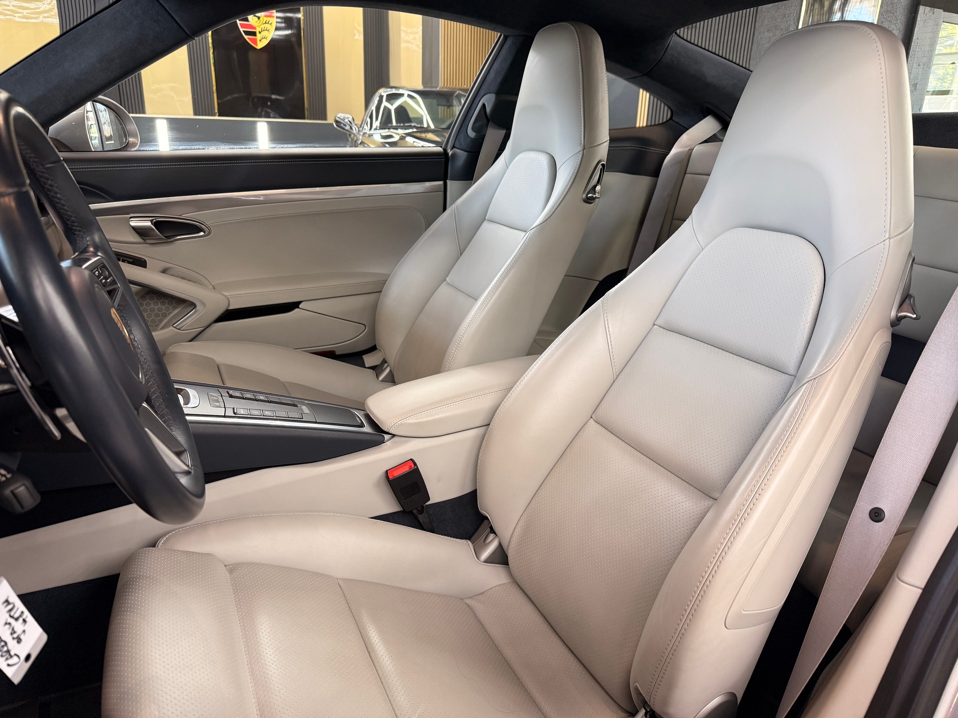 PORSCHE 911 Coupé 3.0 Carrera S PDK-image-9