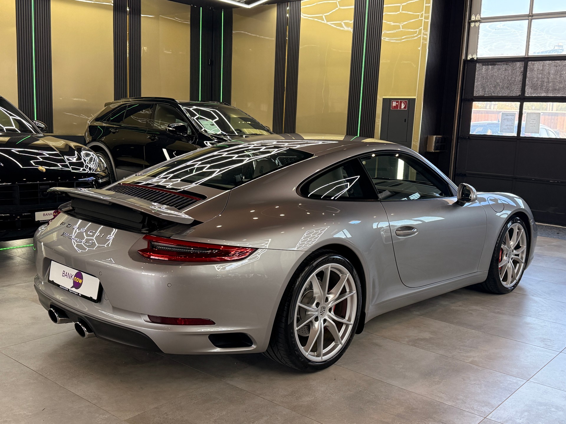 PORSCHE 911 Coupé 3.0 Carrera S PDK-image-4