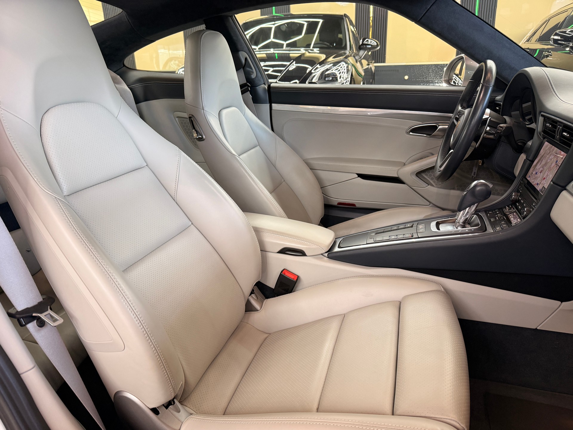 PORSCHE 911 Coupé 3.0 Carrera S PDK-image-11