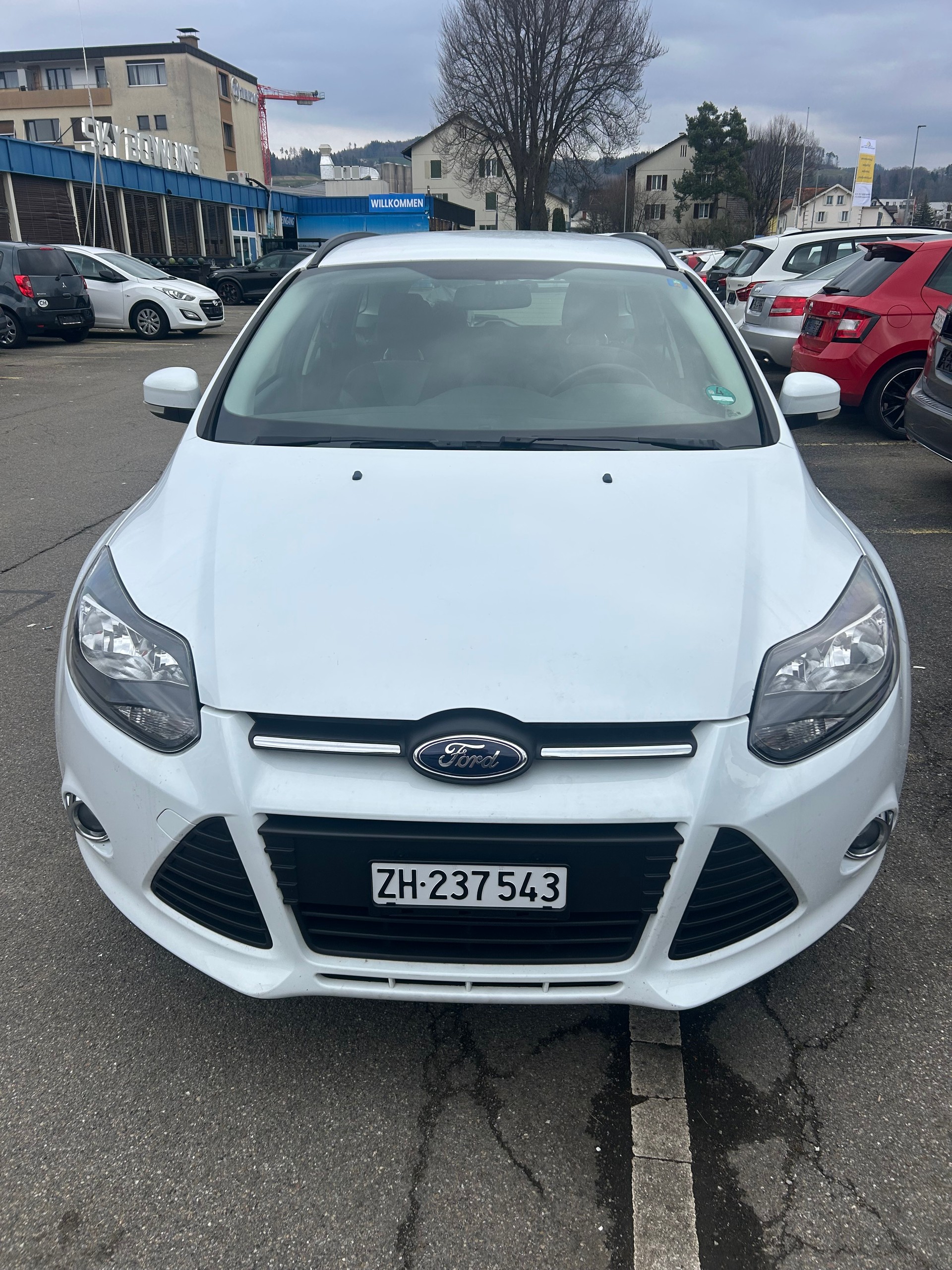 FORD Focus 1.0 SCTi Carving-image-0