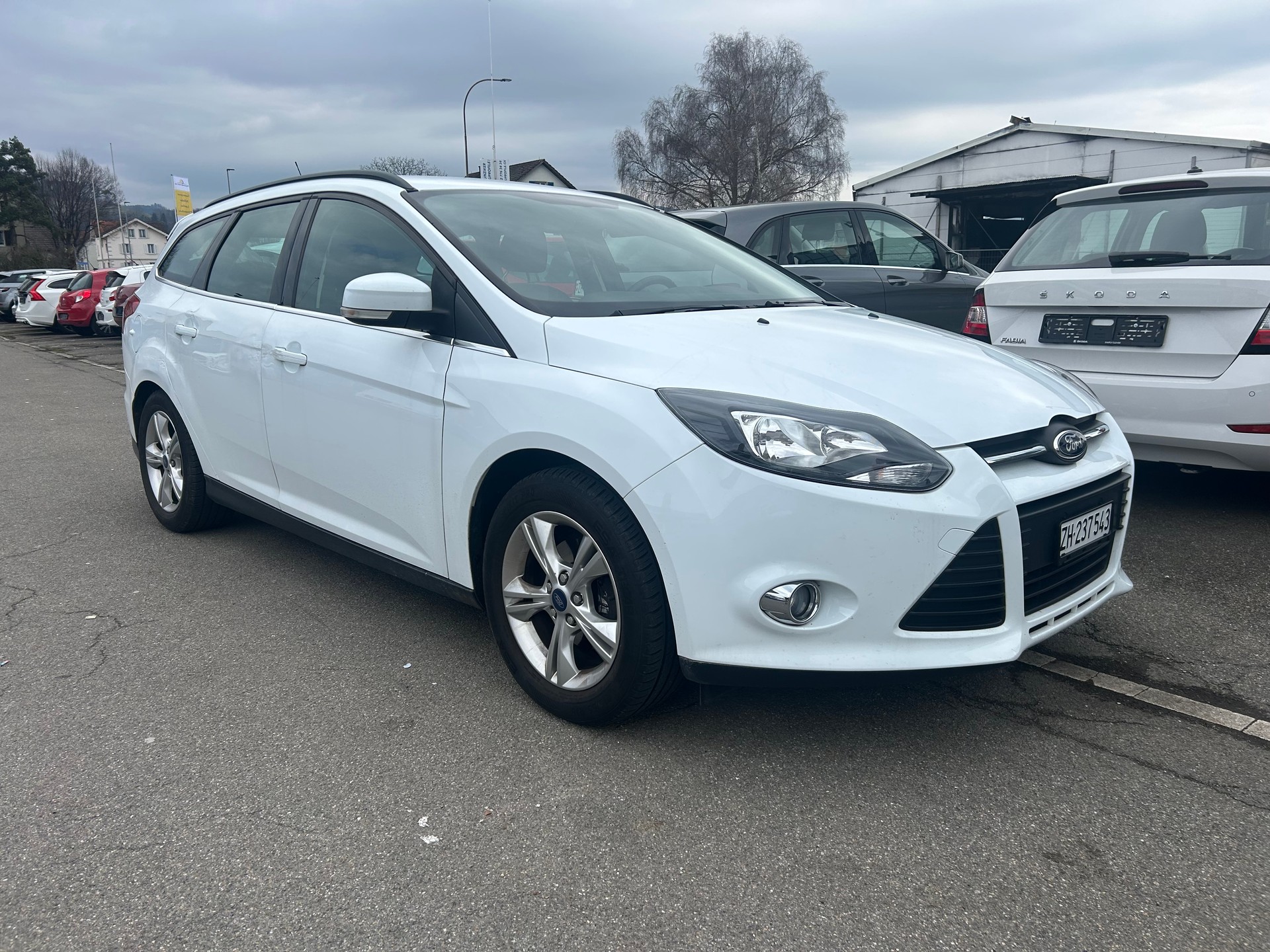 FORD Focus 1.0 SCTi Carving-image-8