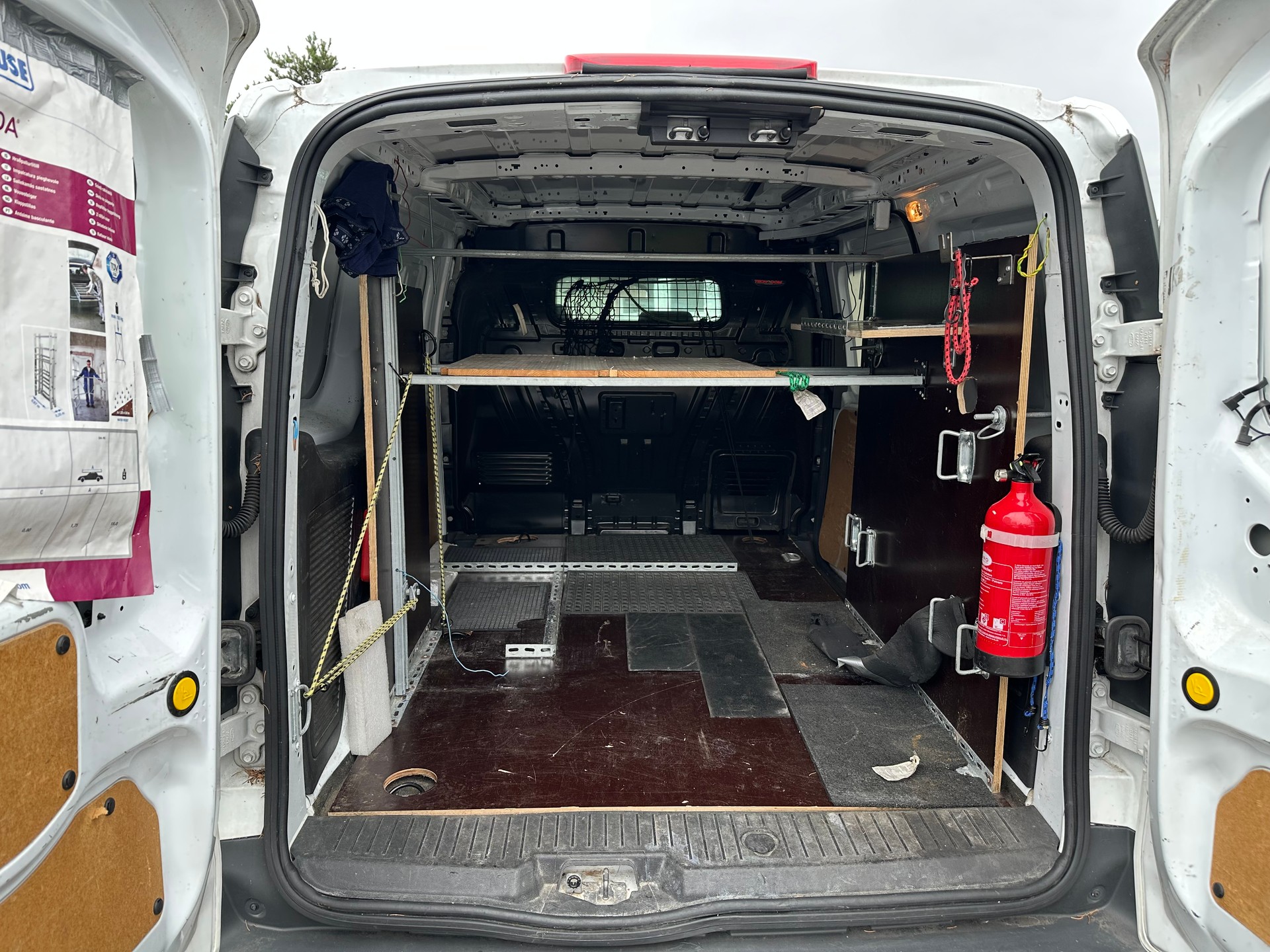 FORD Transit Connect Van T210 1.6 TDCi Trend-image-9