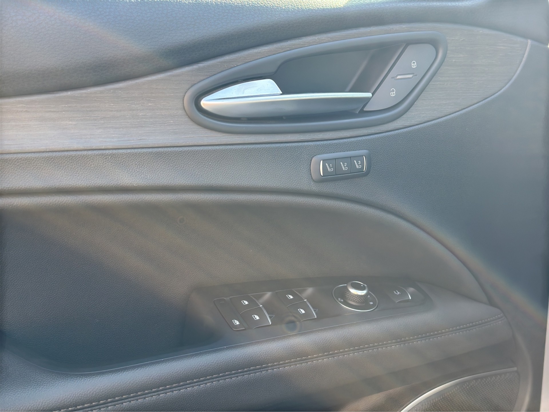 ALFA ROMEO Stelvio 2.0 TI 20 Zoll Sky Q4-image-8