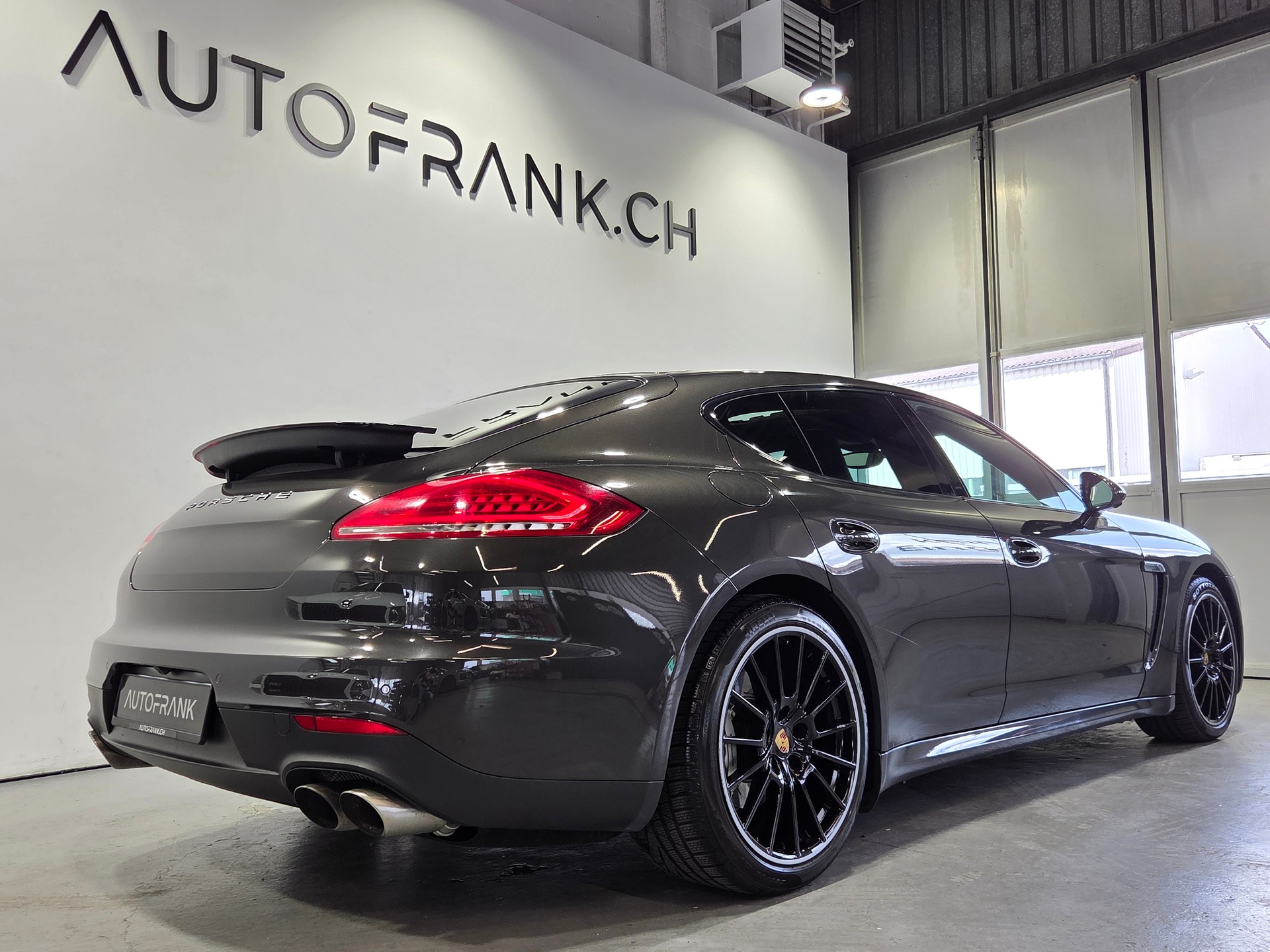 PORSCHE Panamera 3.0 V6 4S PDK-image-2