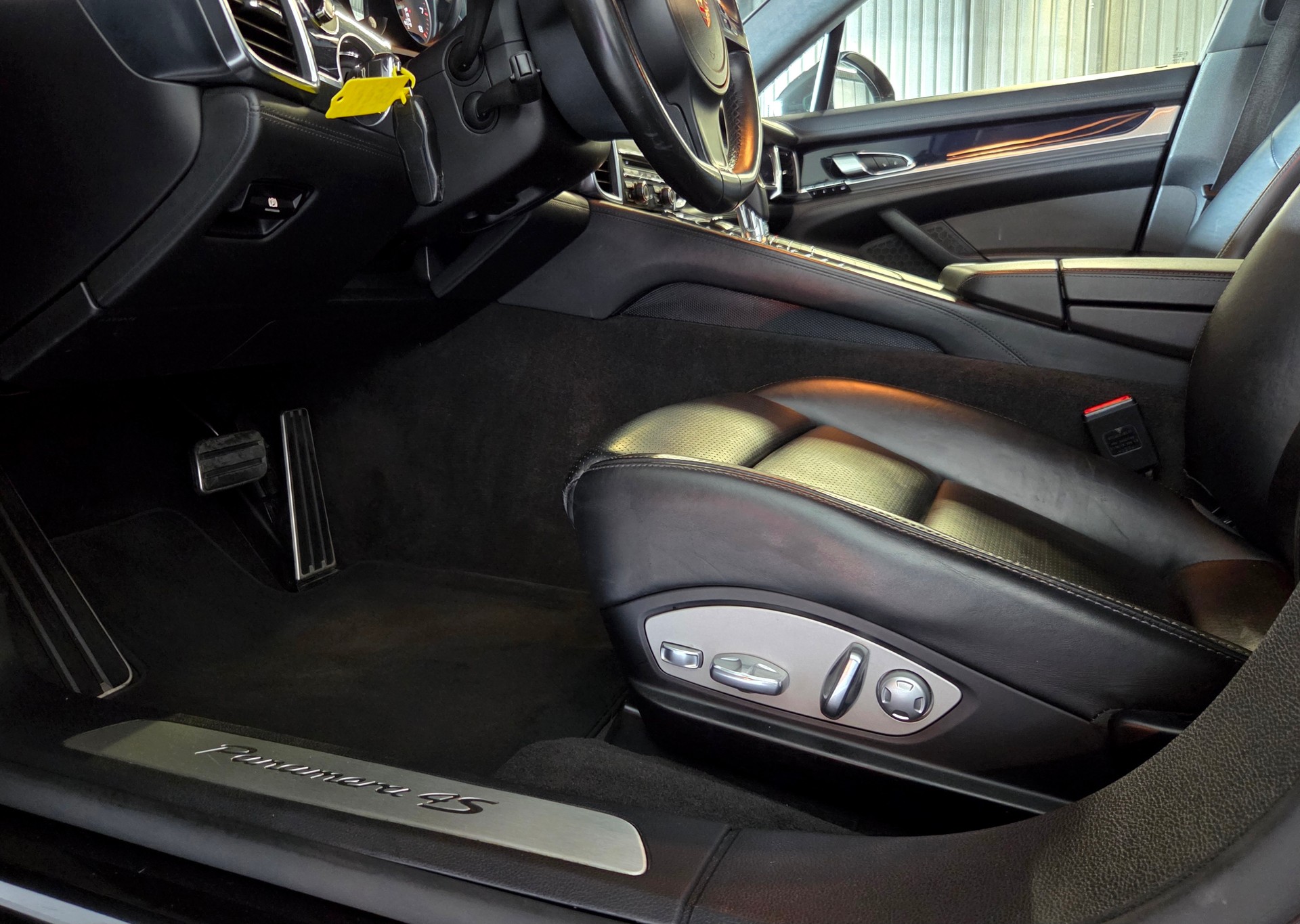 PORSCHE Panamera 3.0 V6 4S PDK-image-6