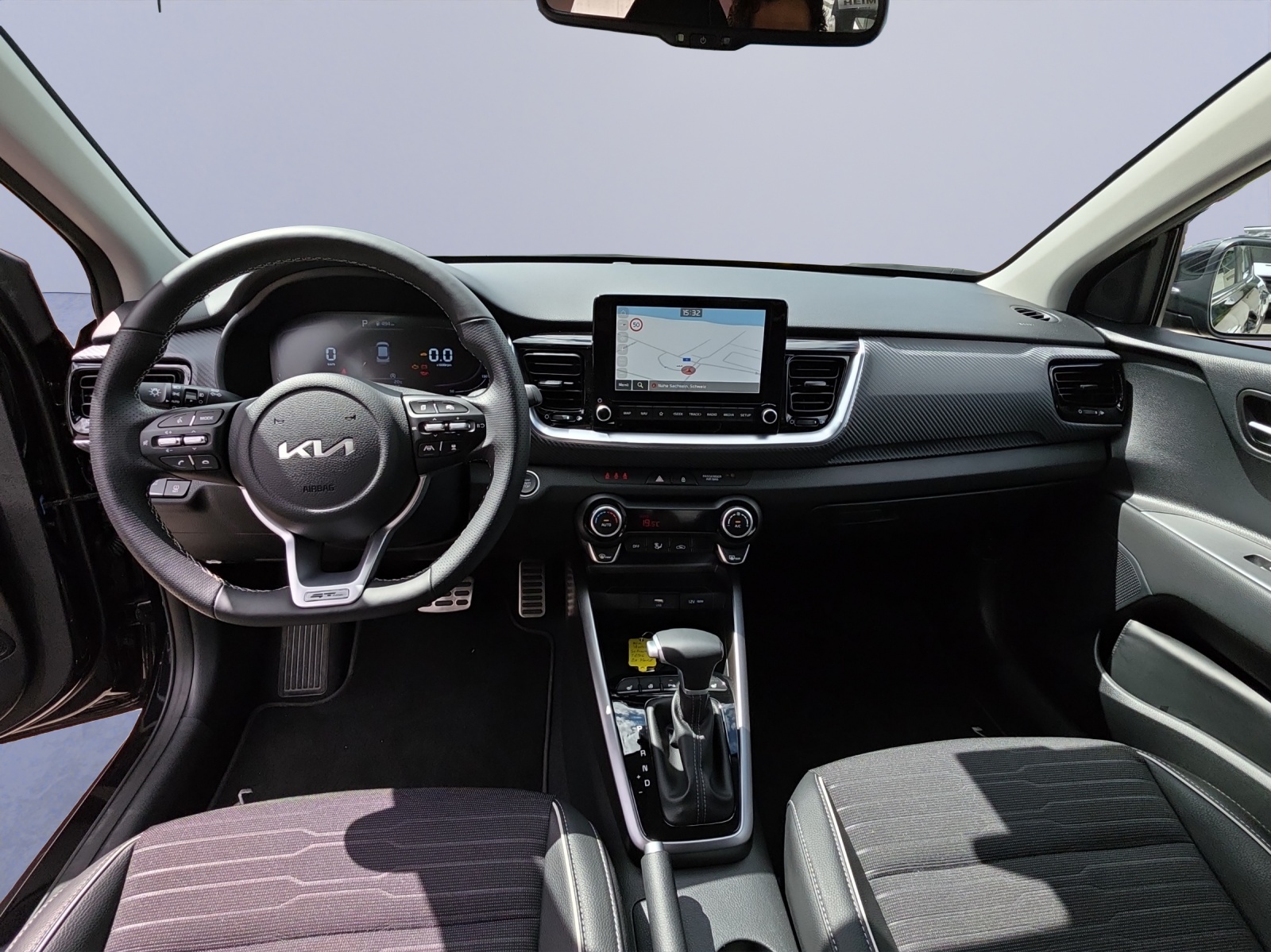 KIA Stonic 1.0 T-GDi GT-Line-image-10